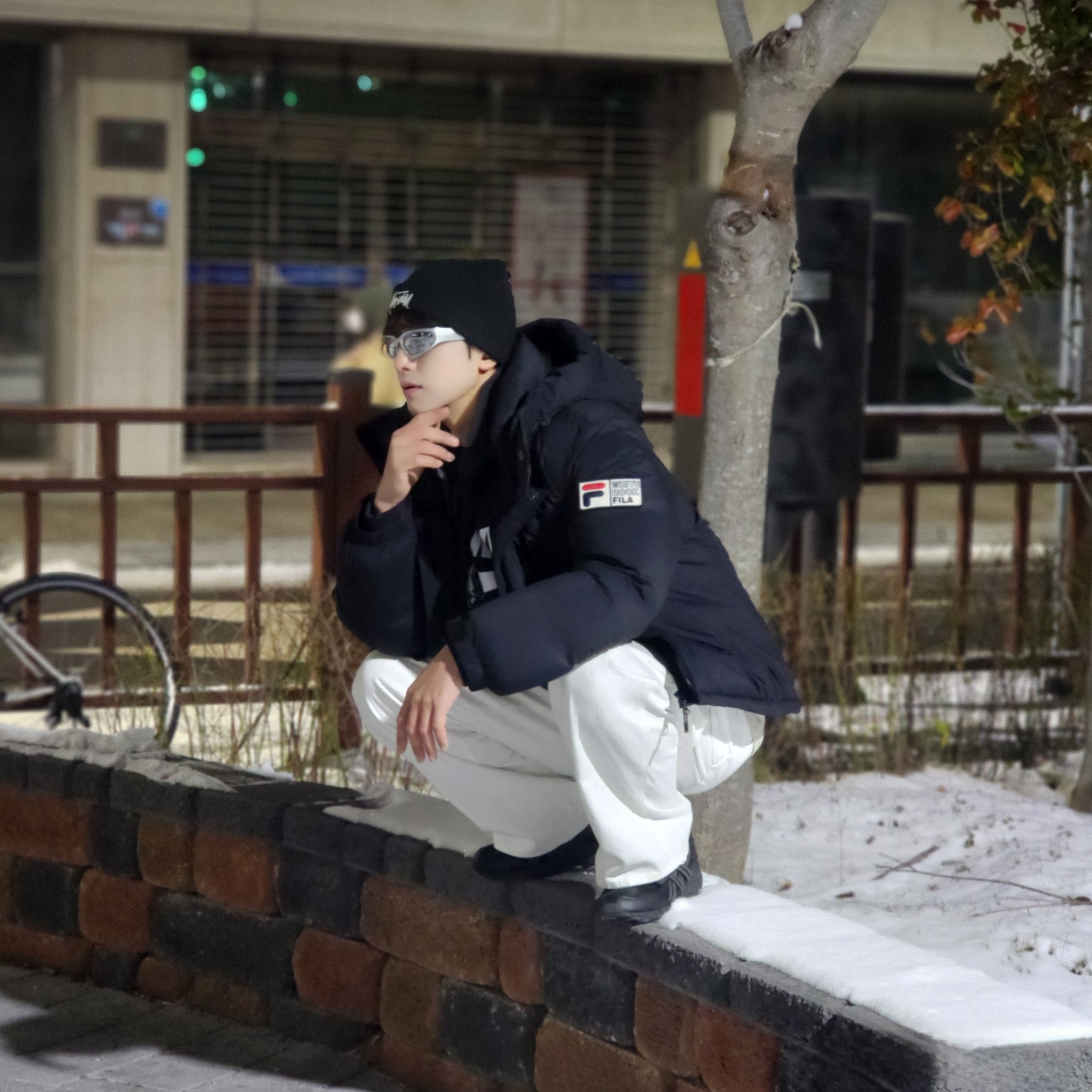 Stussy Big Stock Cuff Beanie Black, Nike NSW Club Fleece Graphic Pullover Hoodie black - Asia 착용 스타일 - 8