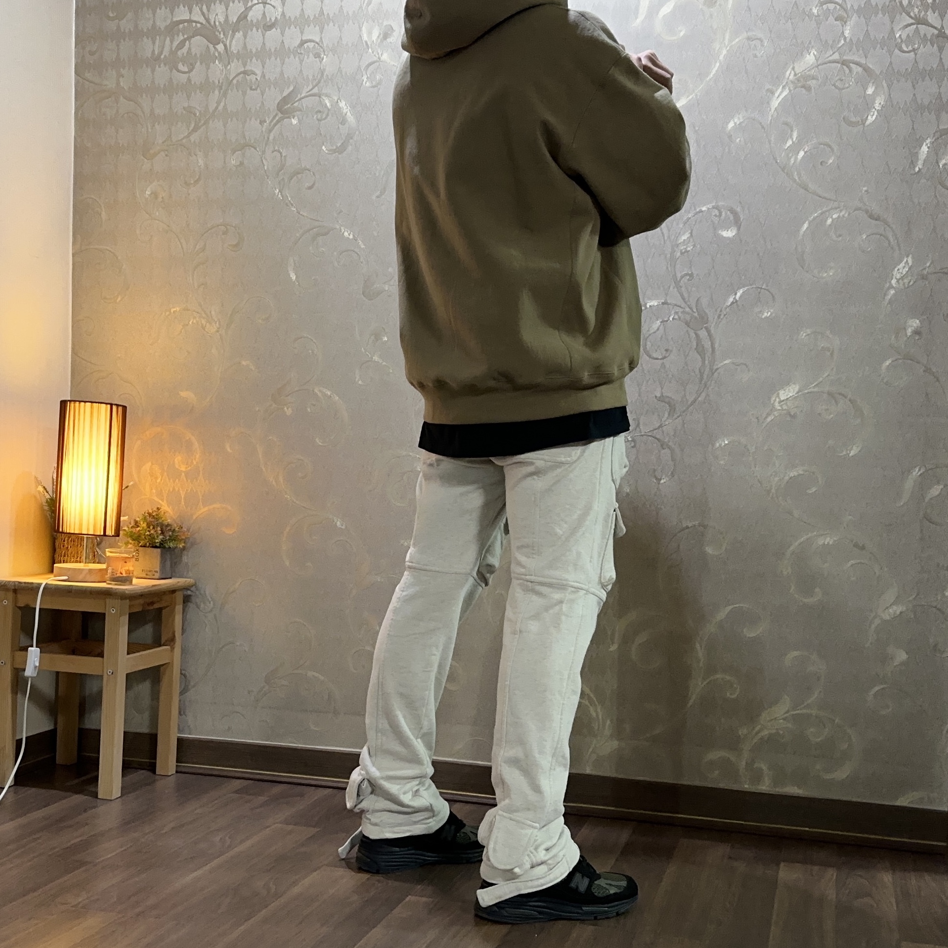Supreme Box Logo Hooded Sweatshirt Dark Sand - 23FW 착용 스타일 - 1