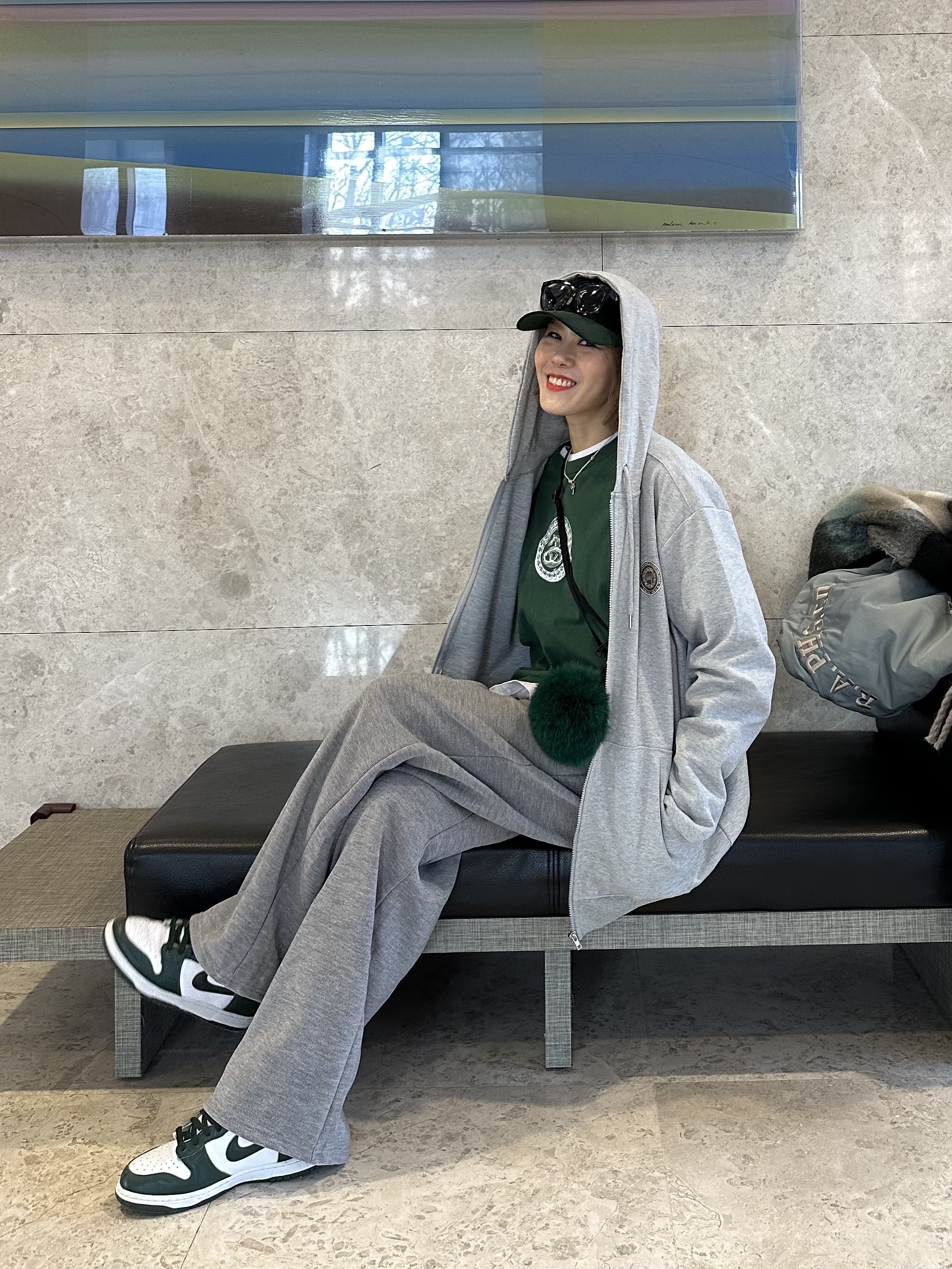 Nike Dunk High SP Spartan Green, Nike x Stussy Big Swoosh LS T-Shirt Green - Asia 착용 스타일 - 3