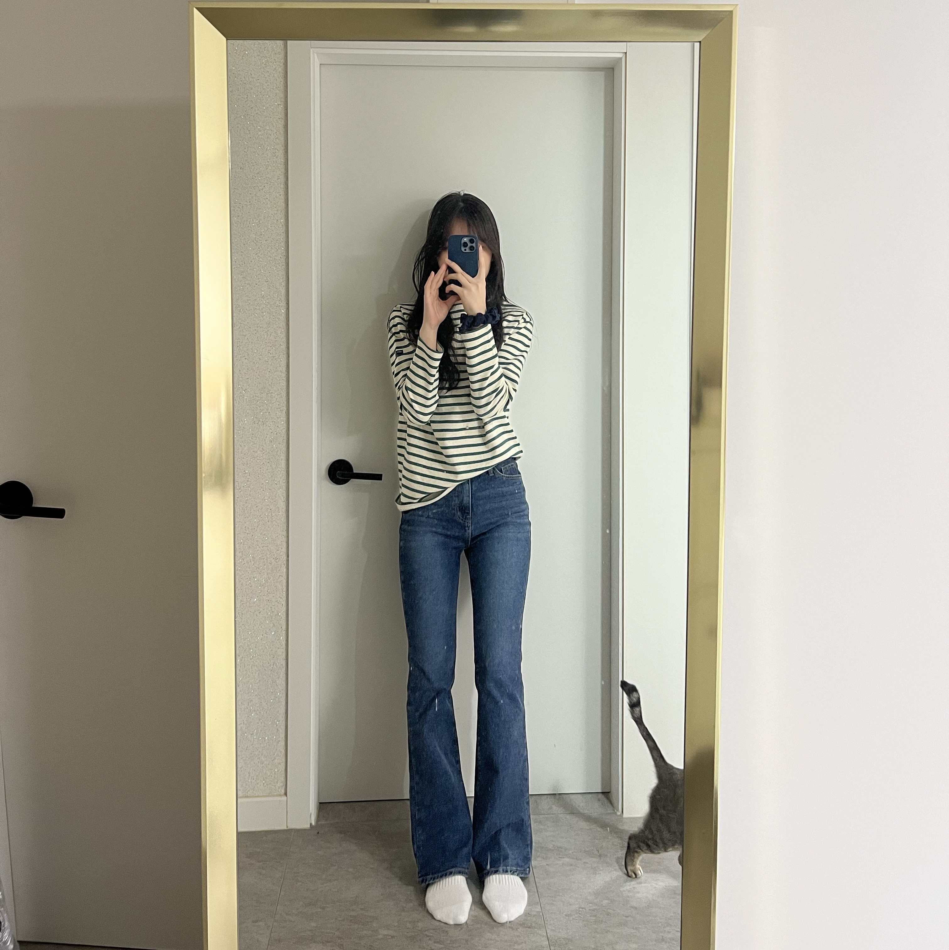Apple iPhone 13 Pro 256GB Sierra Blue (Korean Ver.) 착용 스타일