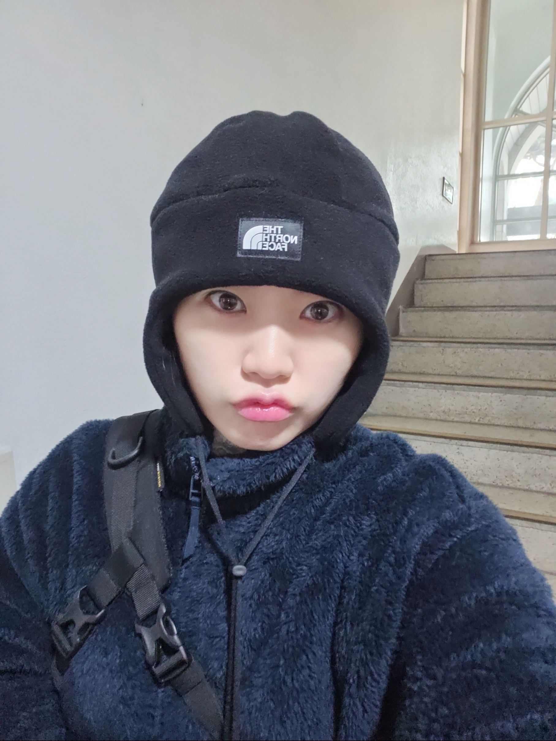 The North Face Fleece Earmuff Beanie Black, Palace Basically A Beanie Navy - 23FW 착용 스타일 - 1