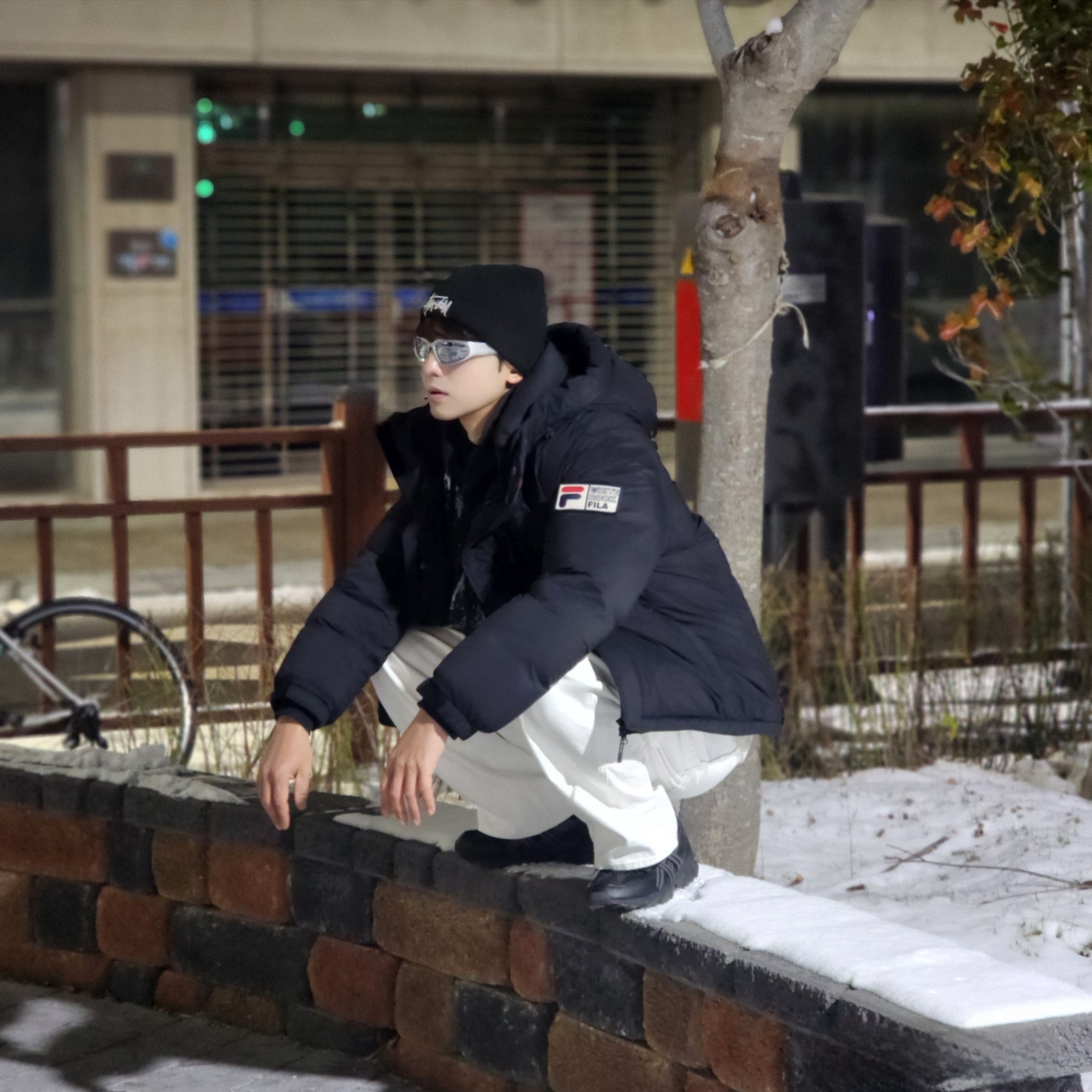 Stussy Big Stock Cuff Beanie Black, Nike NSW Club Fleece Graphic Pullover Hoodie black - Asia 착용 스타일 - 7