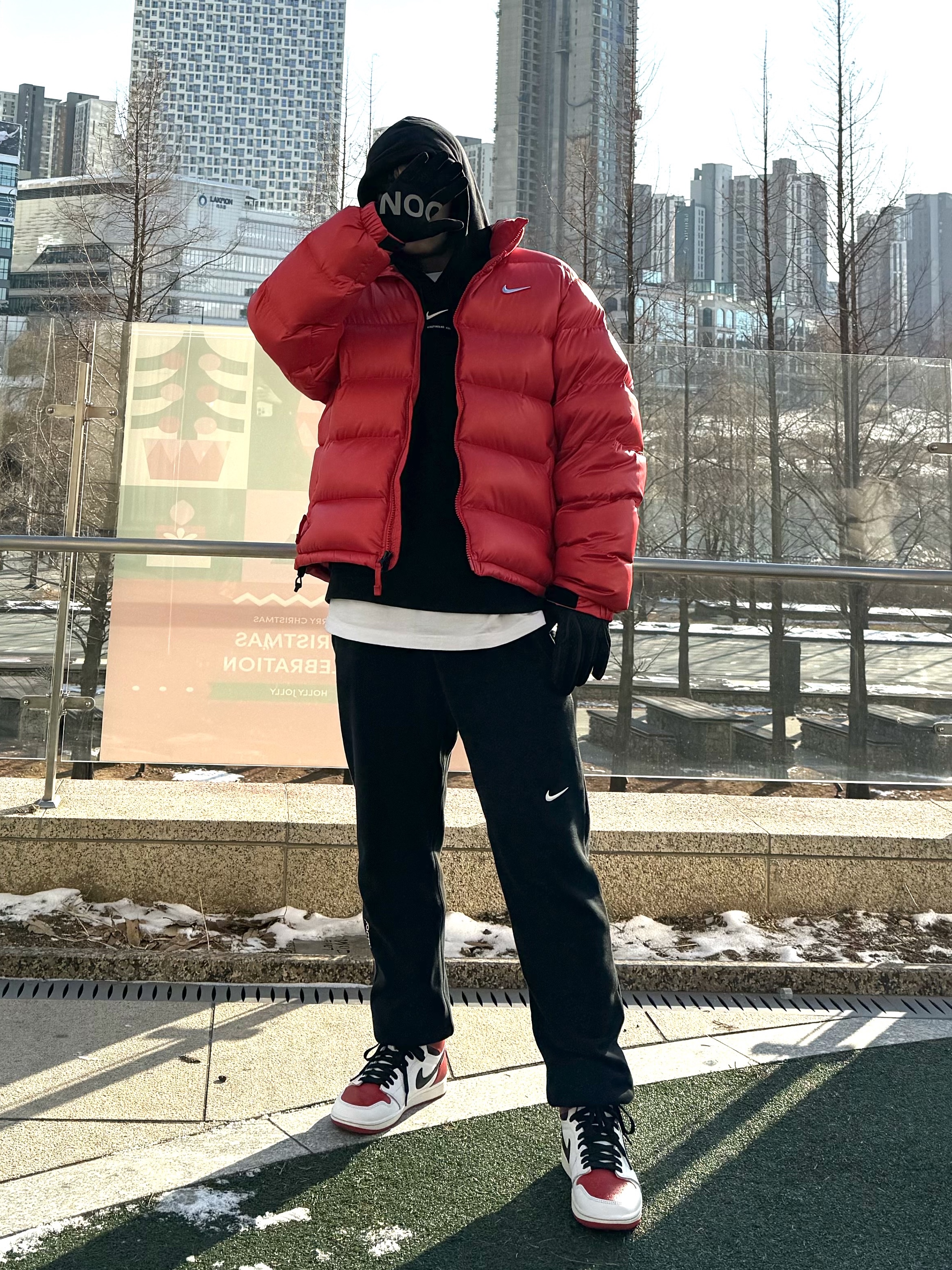 Nike x Drake Nocta Gloves Black, Nike x Drake Nocta NRG Essential Fleece Hoodie Black - US/EU 착용 스타일 - 2