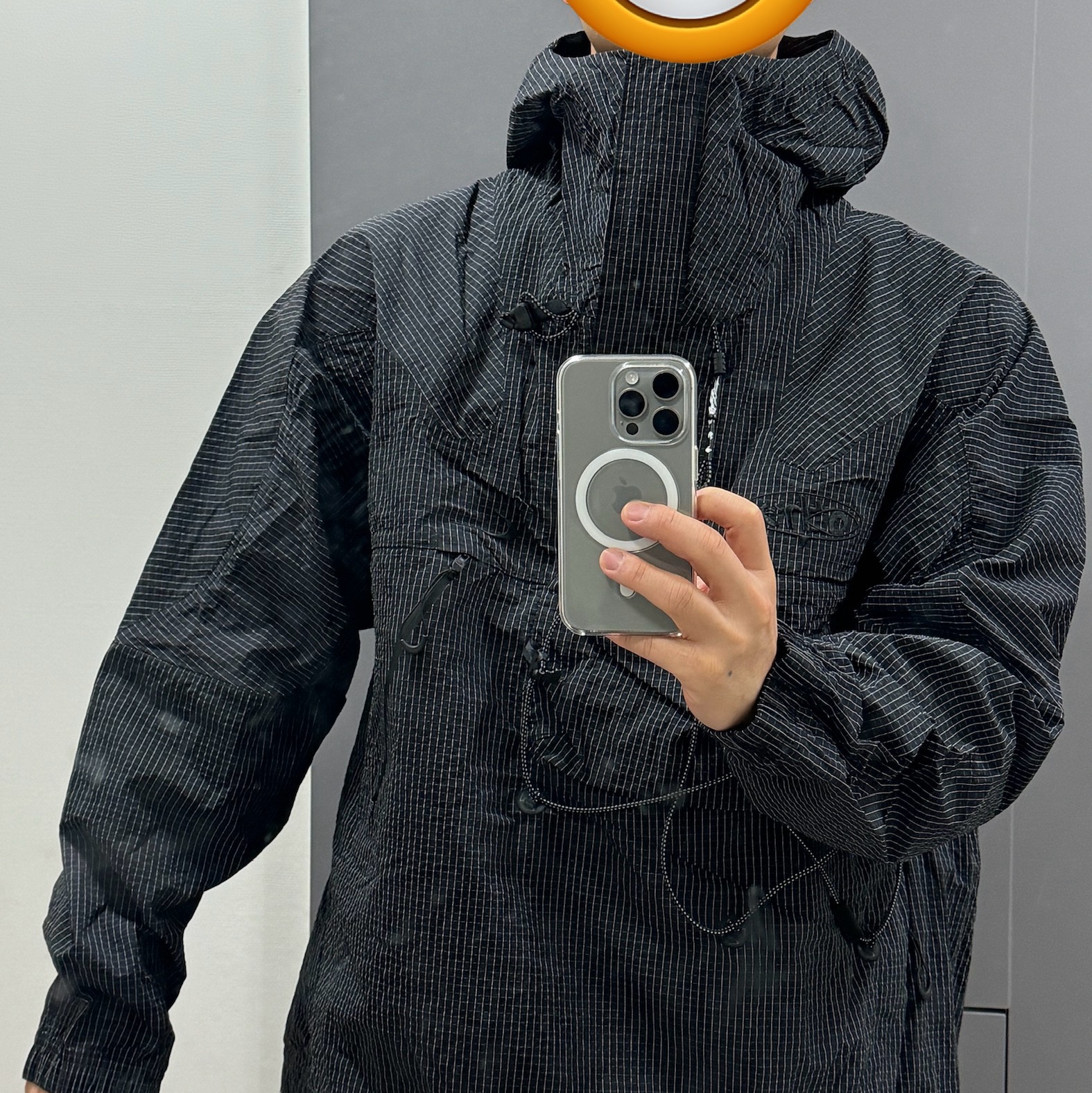 Nike x Off-White Parachute Anorak Black - Asia 착용 스타일 - 1