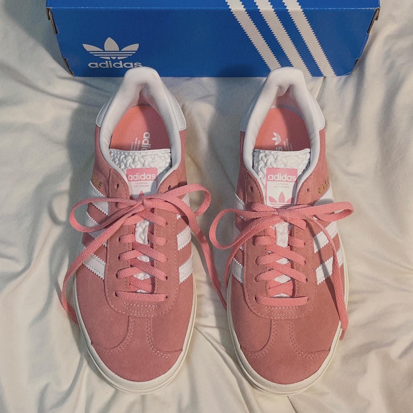 (W) Adidas Gazelle Bold Super Pop 착용 스타일 - 1