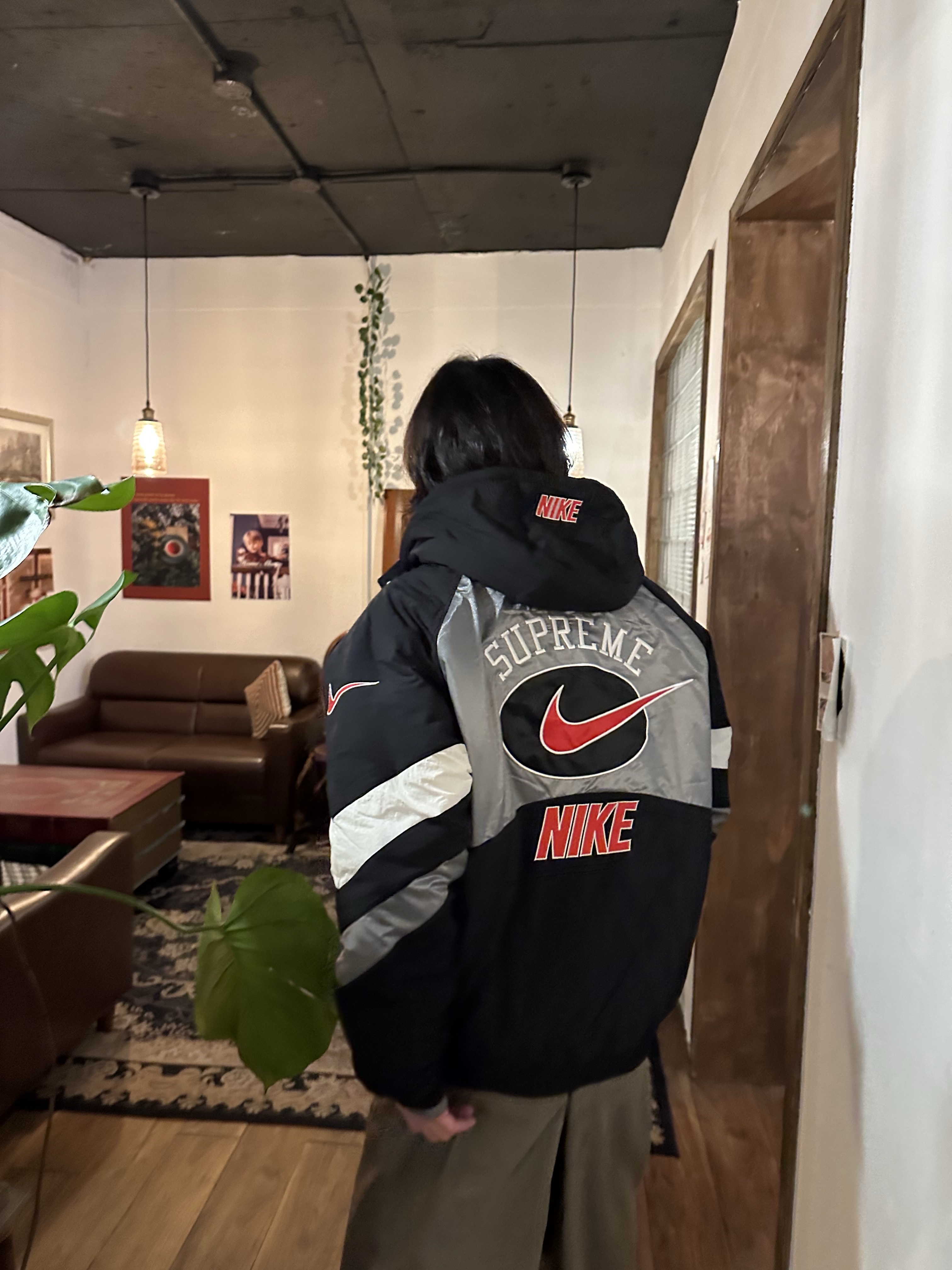 슈프림 x 나이키 후드 스포츠 자켓 실버 - 19SS, 조던 1 로우 OG 스타피쉬 착용 스타일 - 2