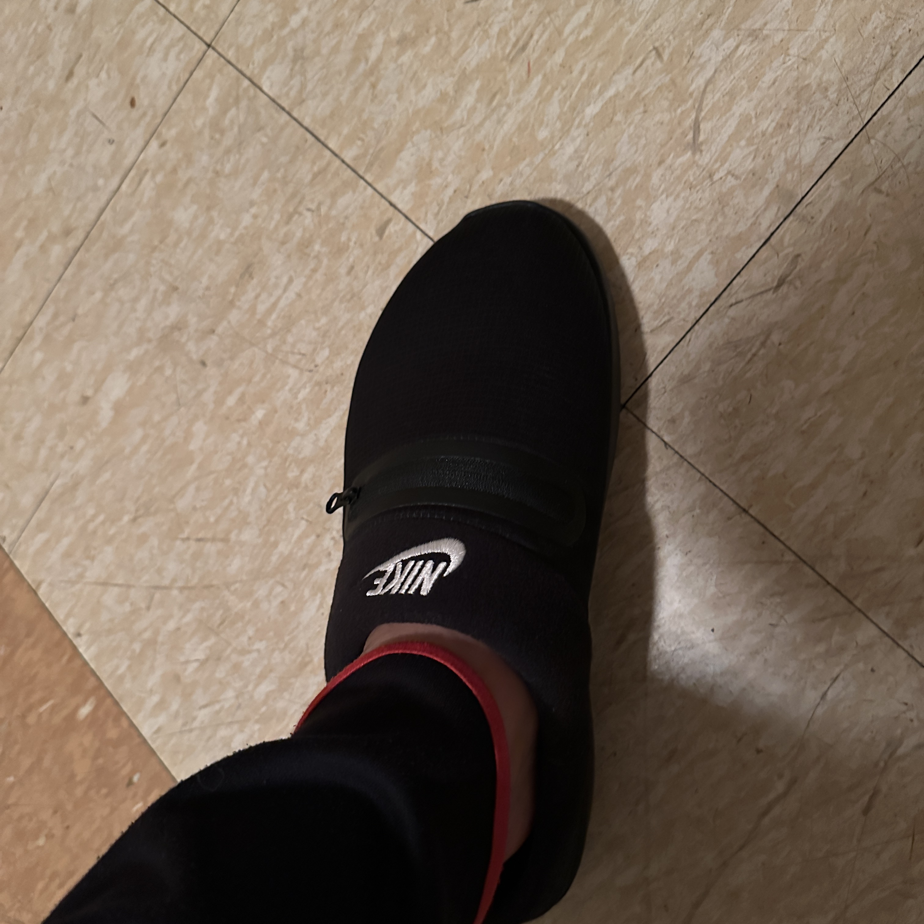 Nike Burrow Black Phantom 착용 스타일