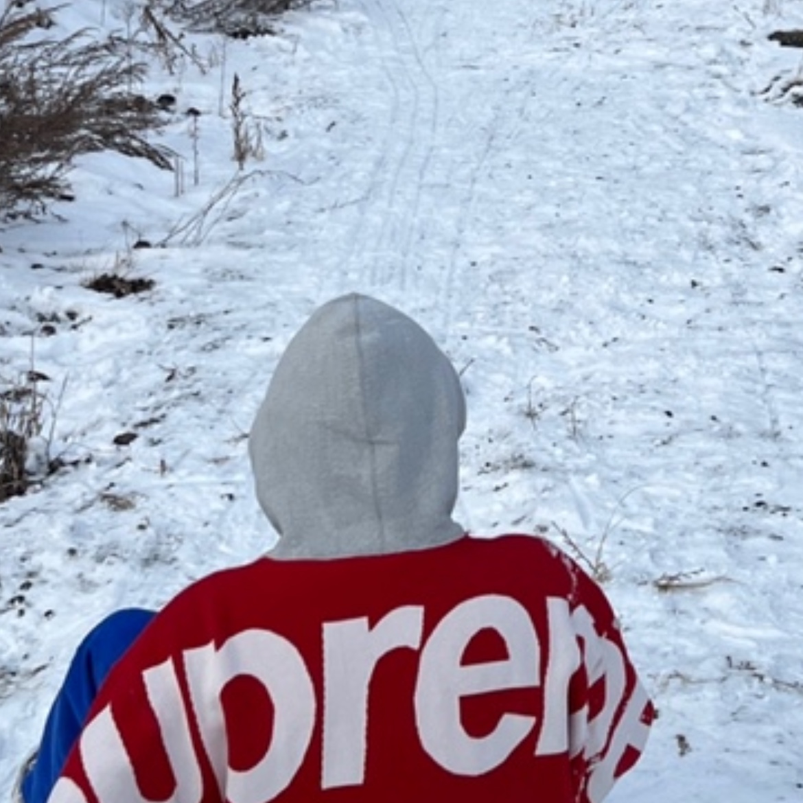 Supreme Big Logo Jacquard Hooded Sweatshirt Heather Grey - 23FW 착용 스타일 - 2