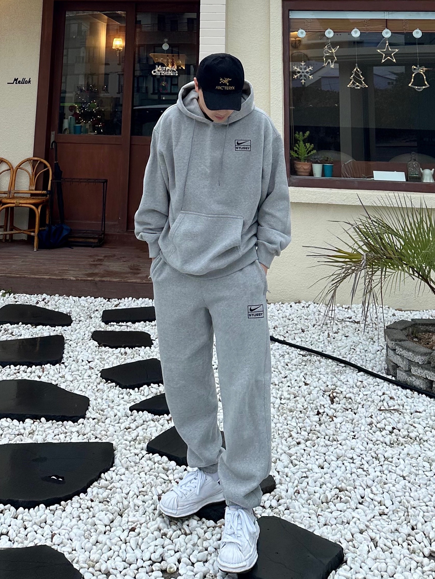 Palace x Arc'teryx 6-Panel Black - 20FW, Nike x Stussy NRG RA Pullover Hoodie Dark Grey Heather (DJ9488-063) 착용 스타일 - 1