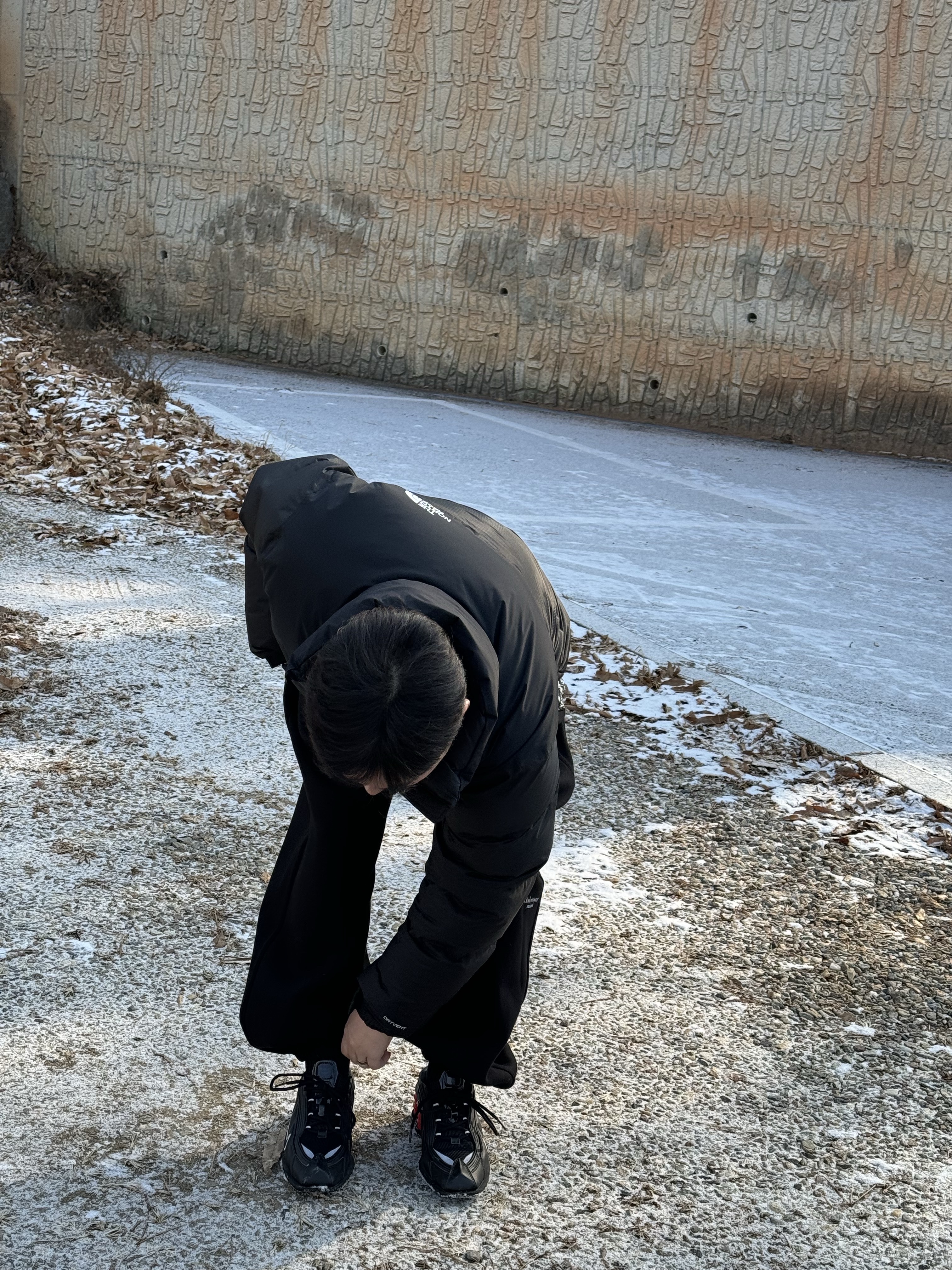 Undermycar Mu.03 Anti Fxxking Logo Play Oversized Sweat Jogger Black, Nike x Martine Rose Shox MR4 Black 착용 스타일 - 1