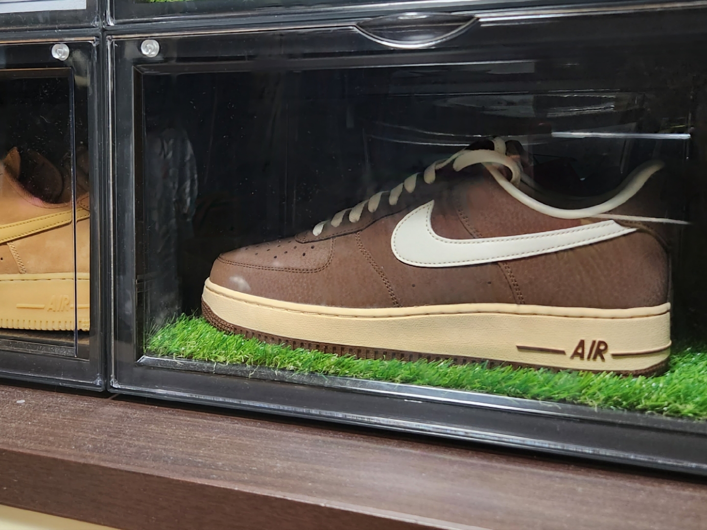 Nike Air Force 1 '07 Cacao Wow Coconut Milk 착용 스타일