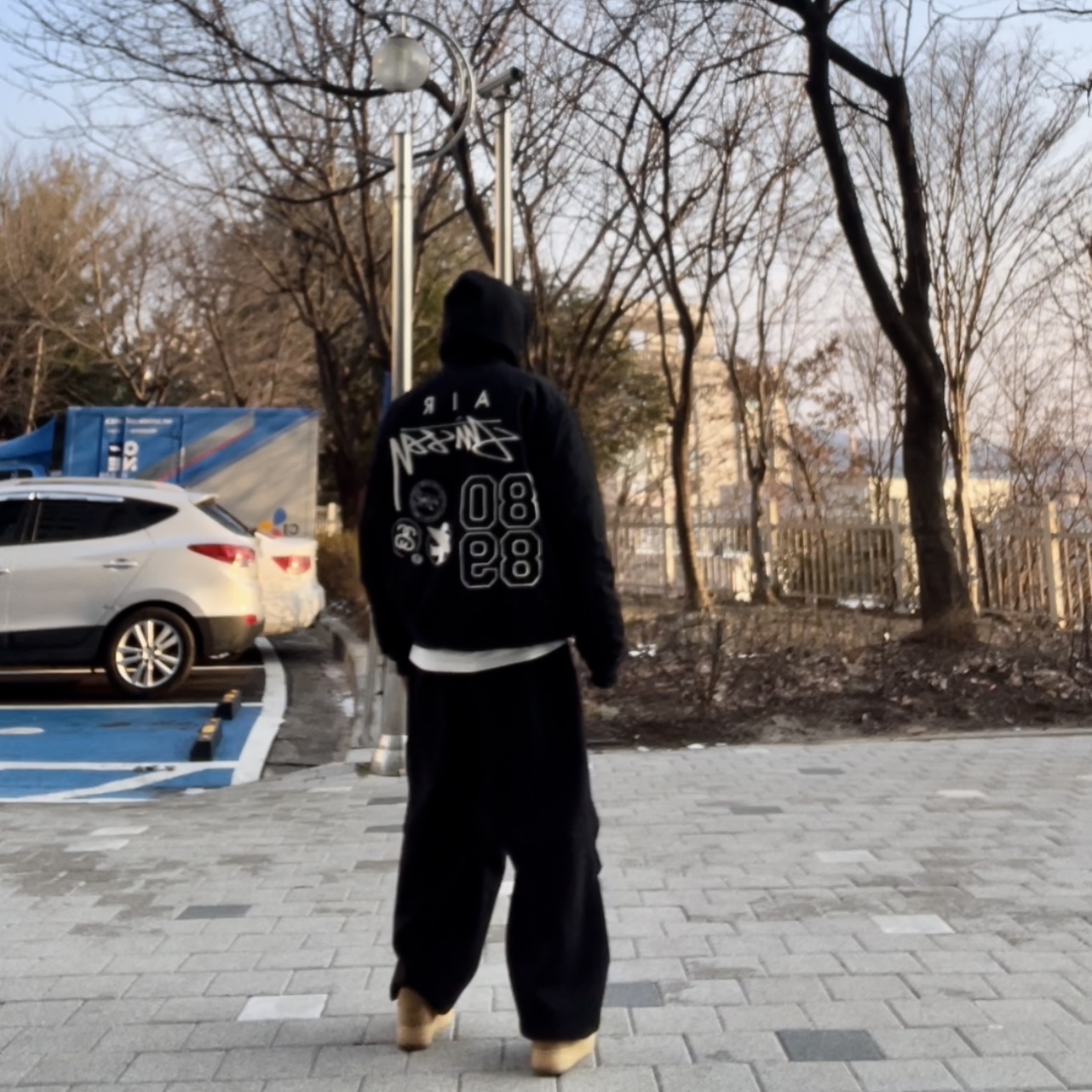 Stussy Basic Applique Hoodie Black, Supreme Washed Chino Twill Camp Cap Black 착용 스타일 - 3
