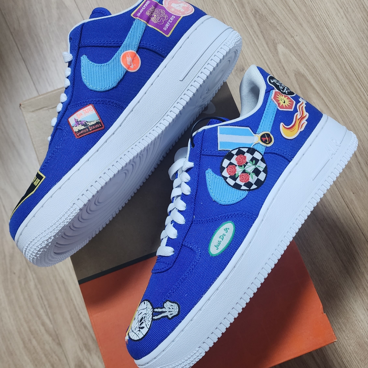Nike Air Force 1 '07 PRM Patched Up 착용 스타일 - 1