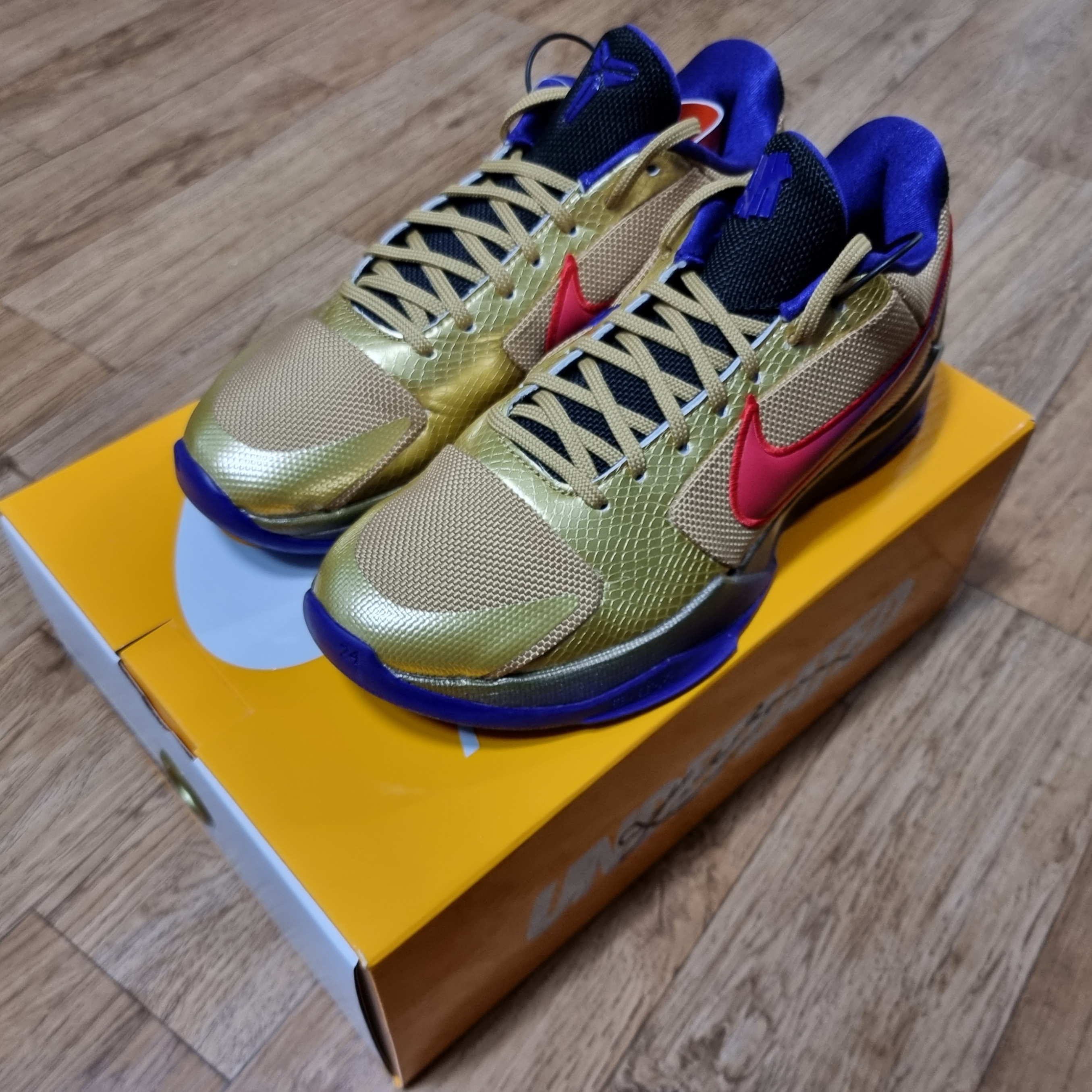 Nike x Undefeated Kobe 5 Protro Hall of Fame 착용 스타일 - 2