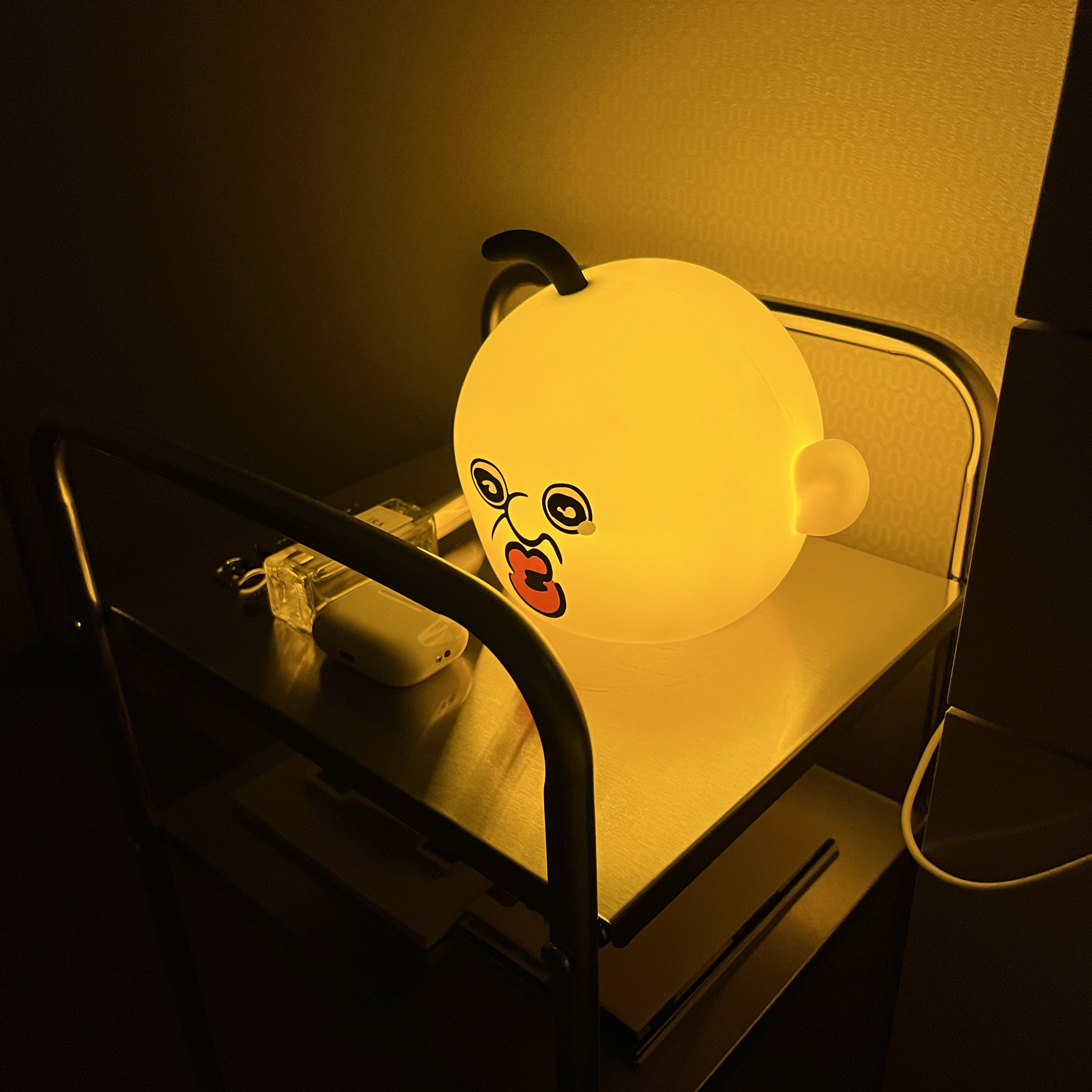 Bbangbbang Getting Hit Mood Lamp 착용 스타일