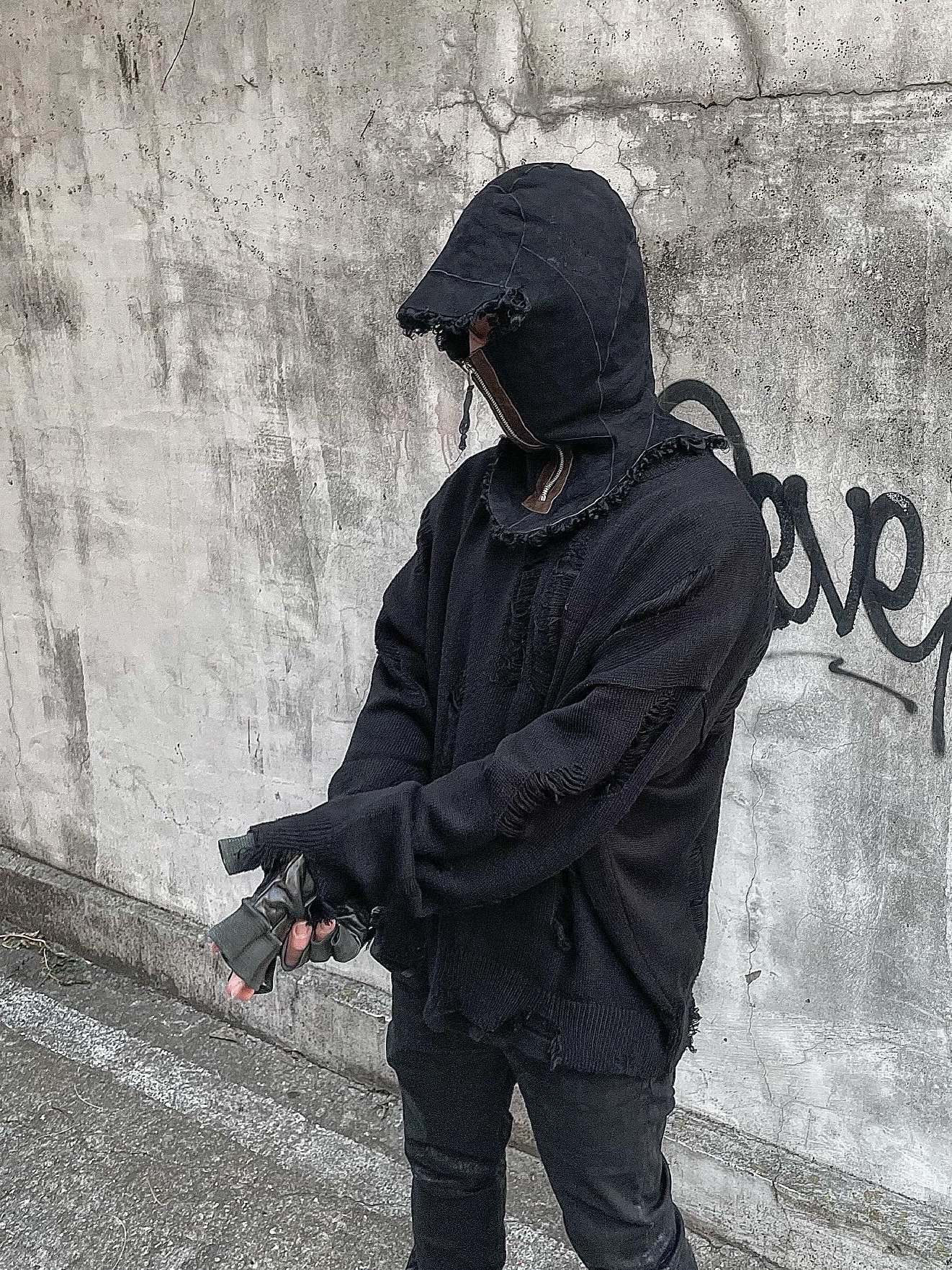 Undermycar Rabban Destroyed Long Sleeve Knit Dark Ink - 23FW 착용 스타일 - 1