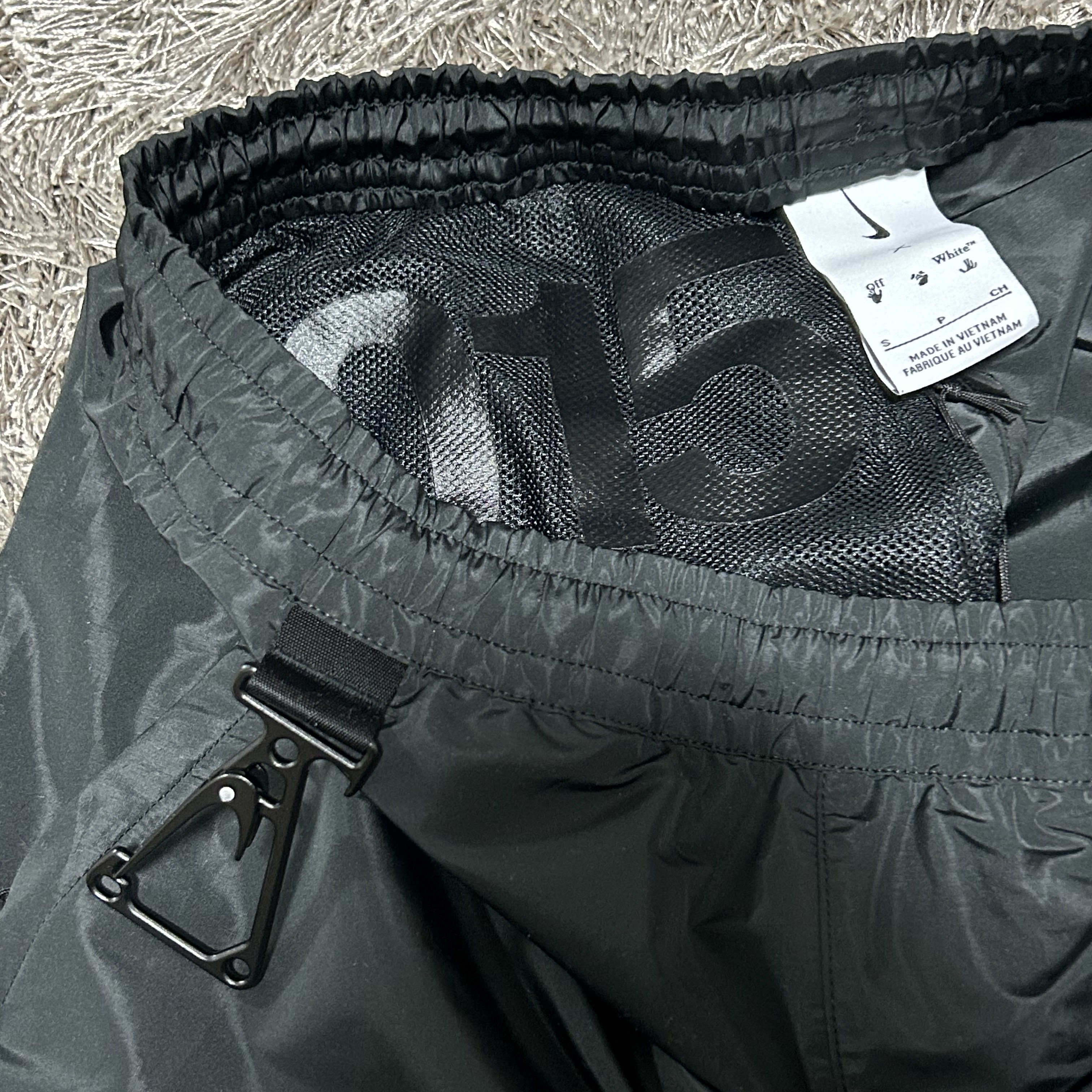 Nike x Off-White Woven Pants Black - Asia 착용 스타일 - 1
