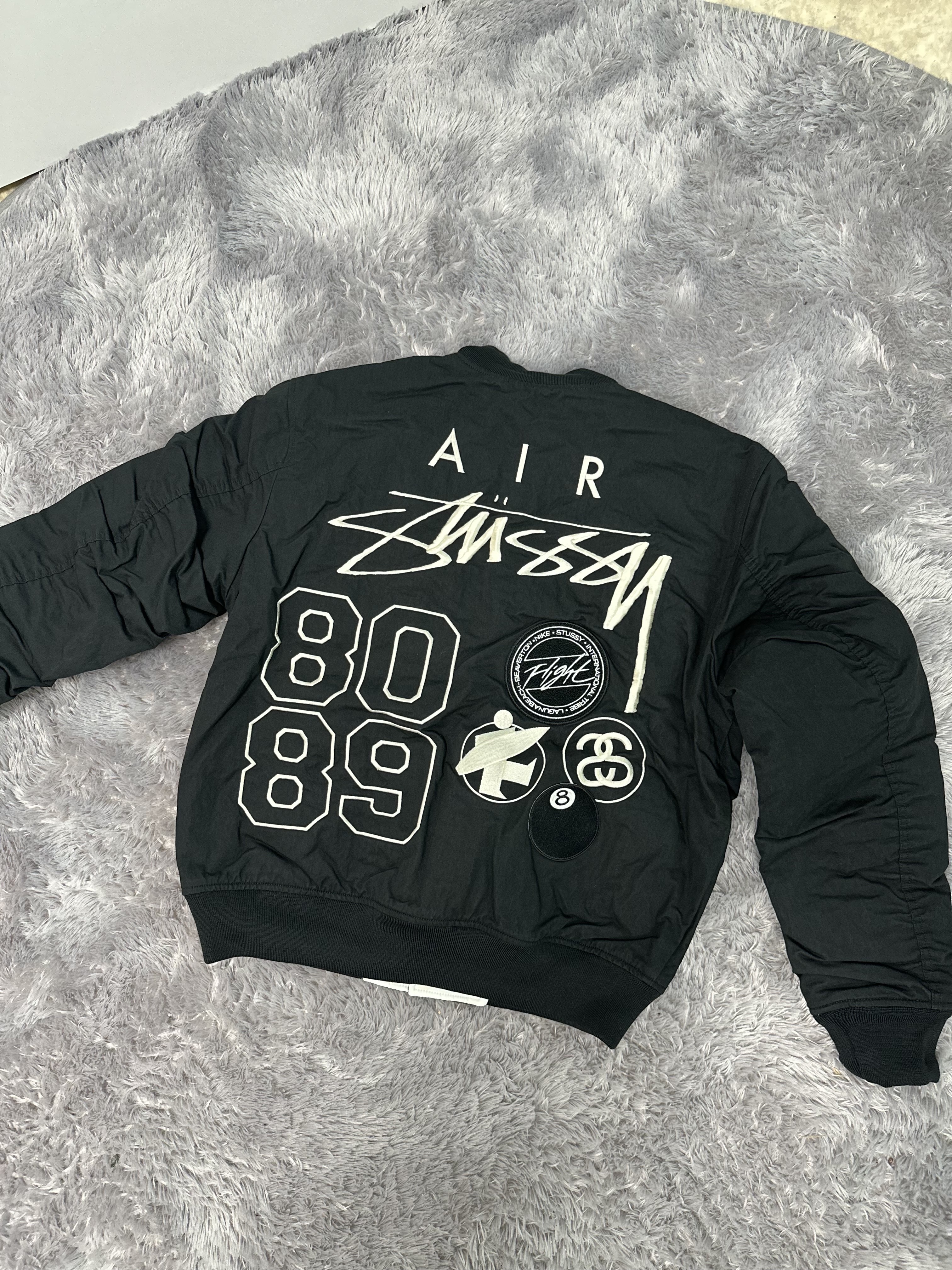 Nike x Stussy Reversible Jacket Black (FJ9153-010) 착용 스타일