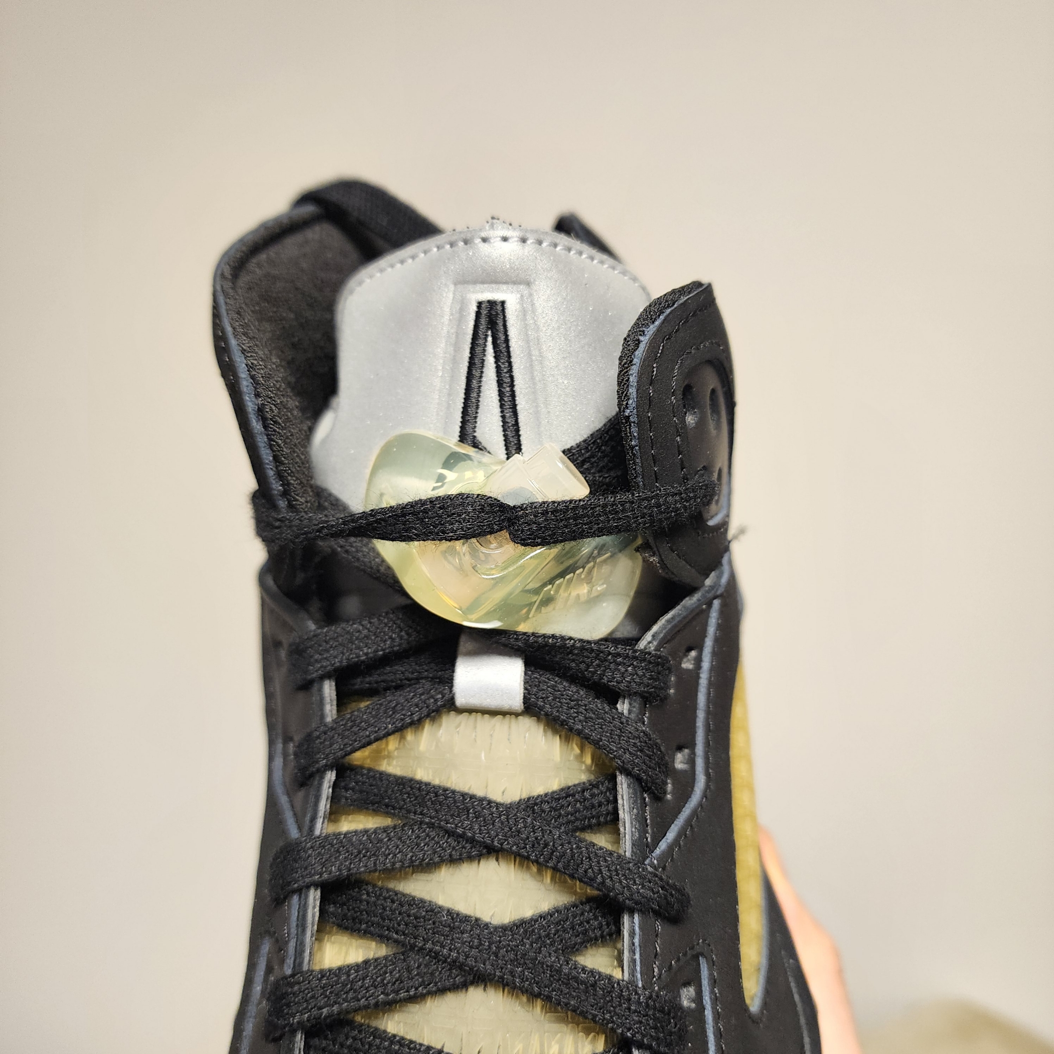 Jordan 5 x A Ma Maniere Retro Dusk 착용 스타일 - 5