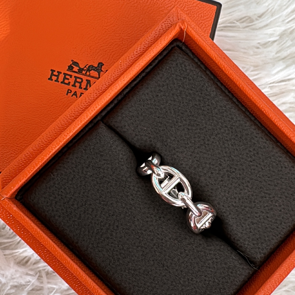 (W) Hermes Small Chaine D'Ancre Enchainee Ring Sterling Silver 착용 스타일