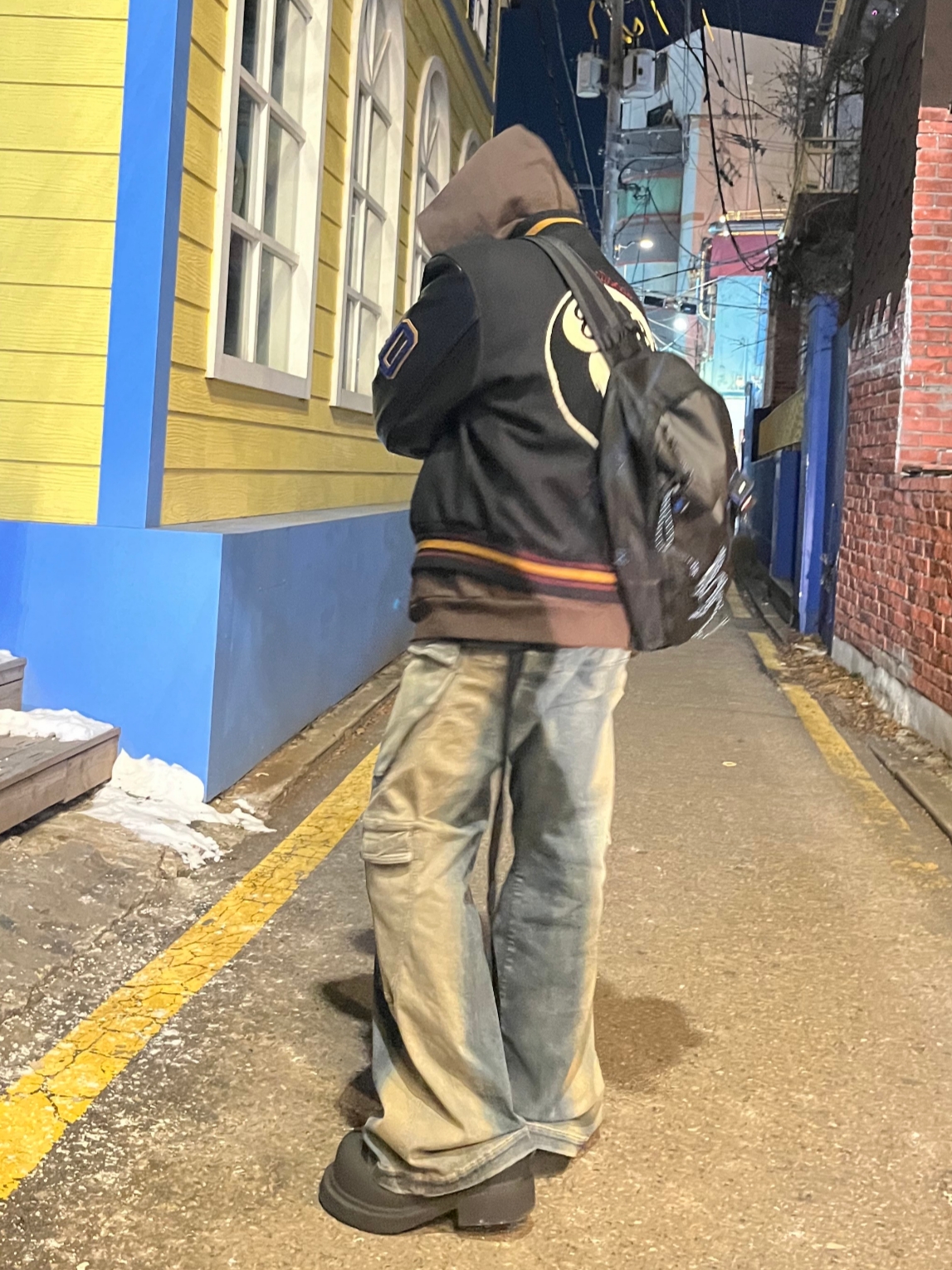 Stussy 40th Anniversary IST Jacket (Seoul), Ader Error x Eastpak Up-Down Sling Black 착용 스타일 - 1