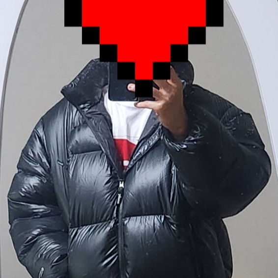 Supreme Featherweight Down Puffer Jacket Black - 23FW 착용 스타일