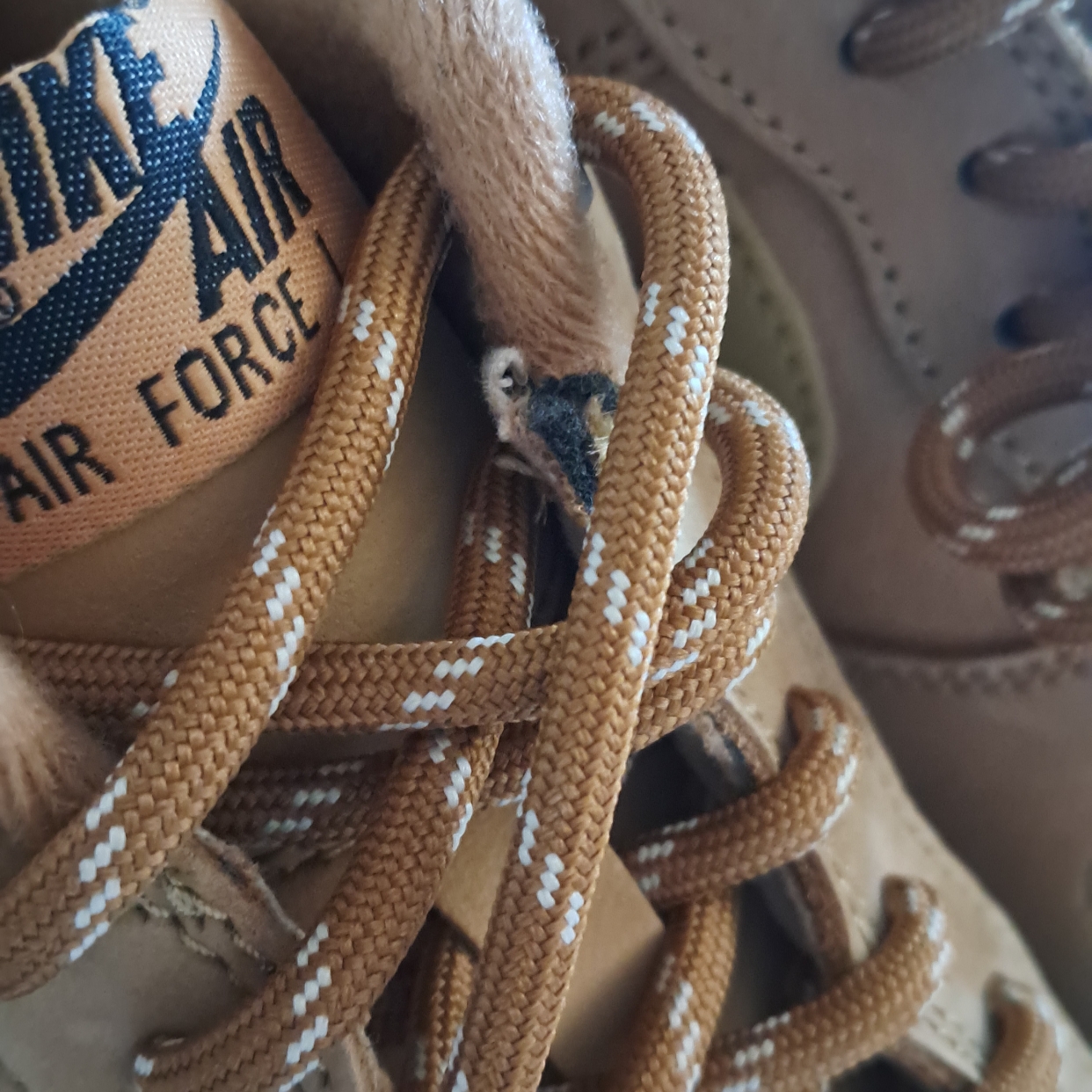 Nike Air Force 1 '07 WB Flax 착용 스타일 - 2