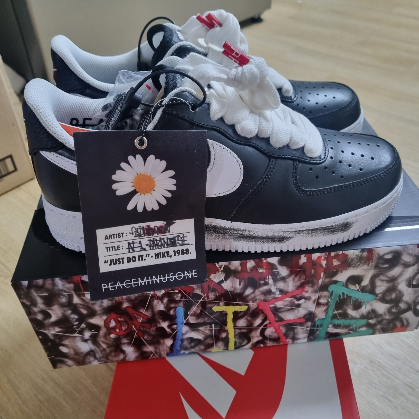 Nike x Peaceminusone Air Force 1 Low Para-Noise 착용 스타일