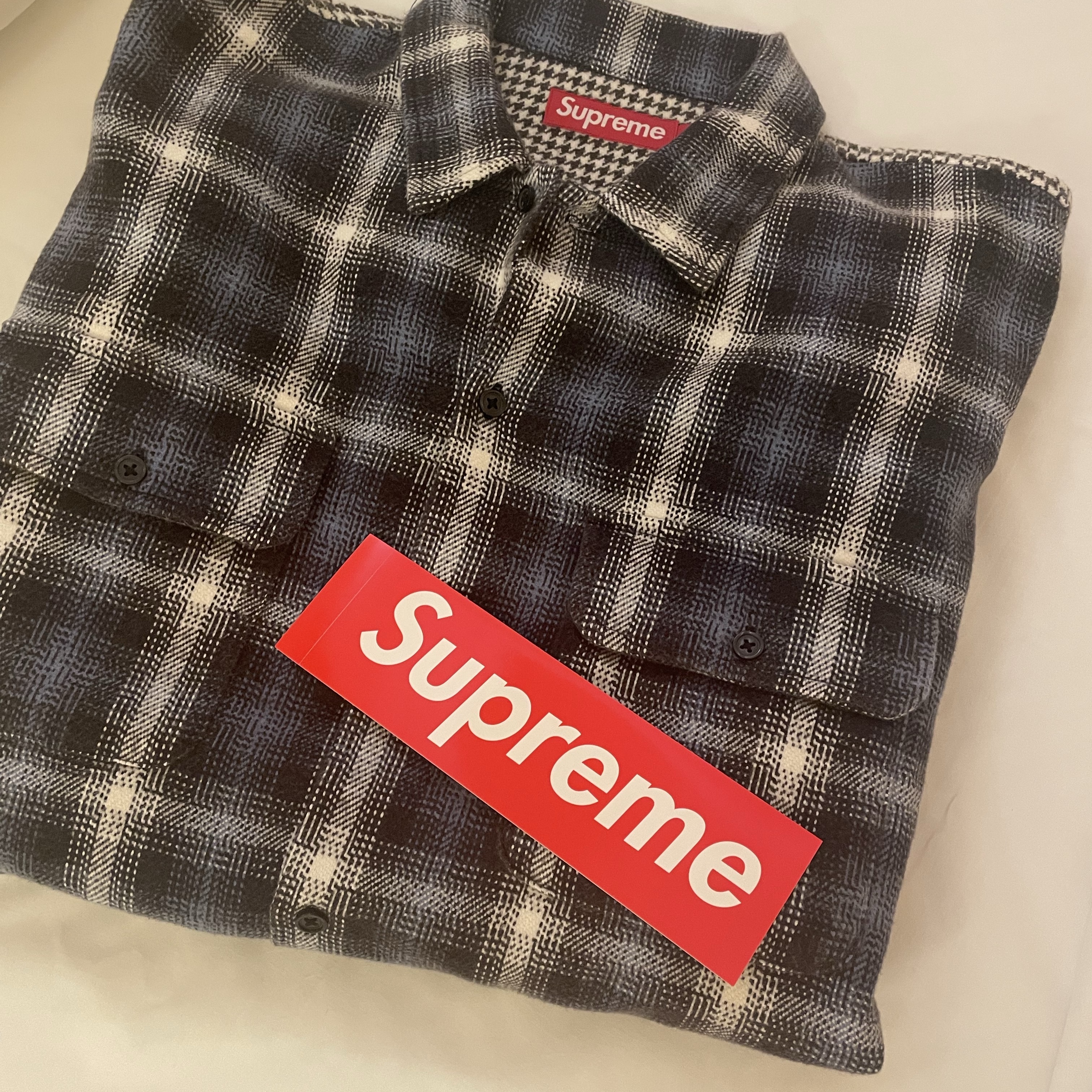 Supreme Houndstooth Plaid Flannel Shirt Navy - 23FW 착용 스타일