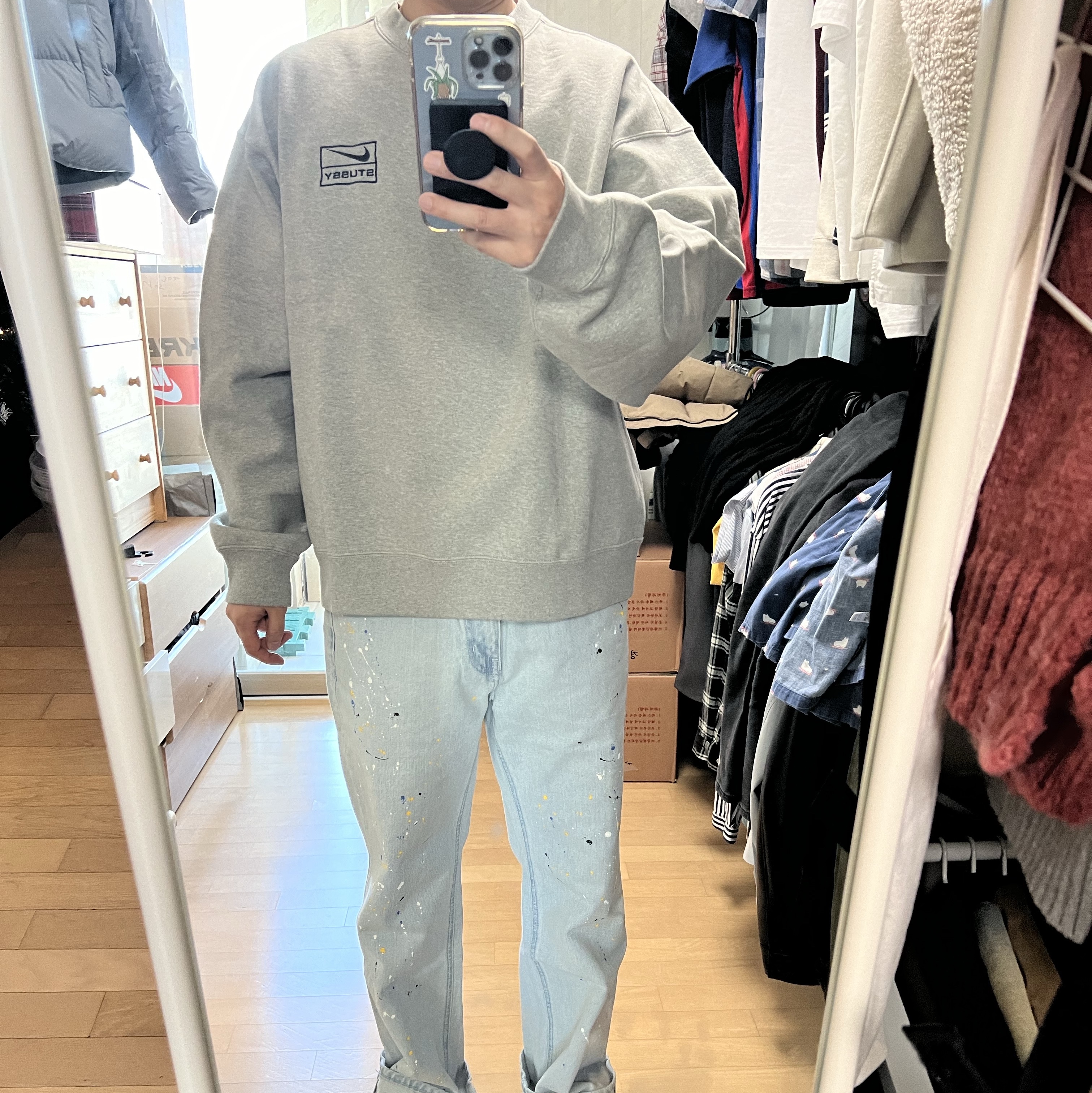 Nike x Stussy NRG Fleece Crewneck Dark Grey Heather (DO9337-063) 착용 스타일