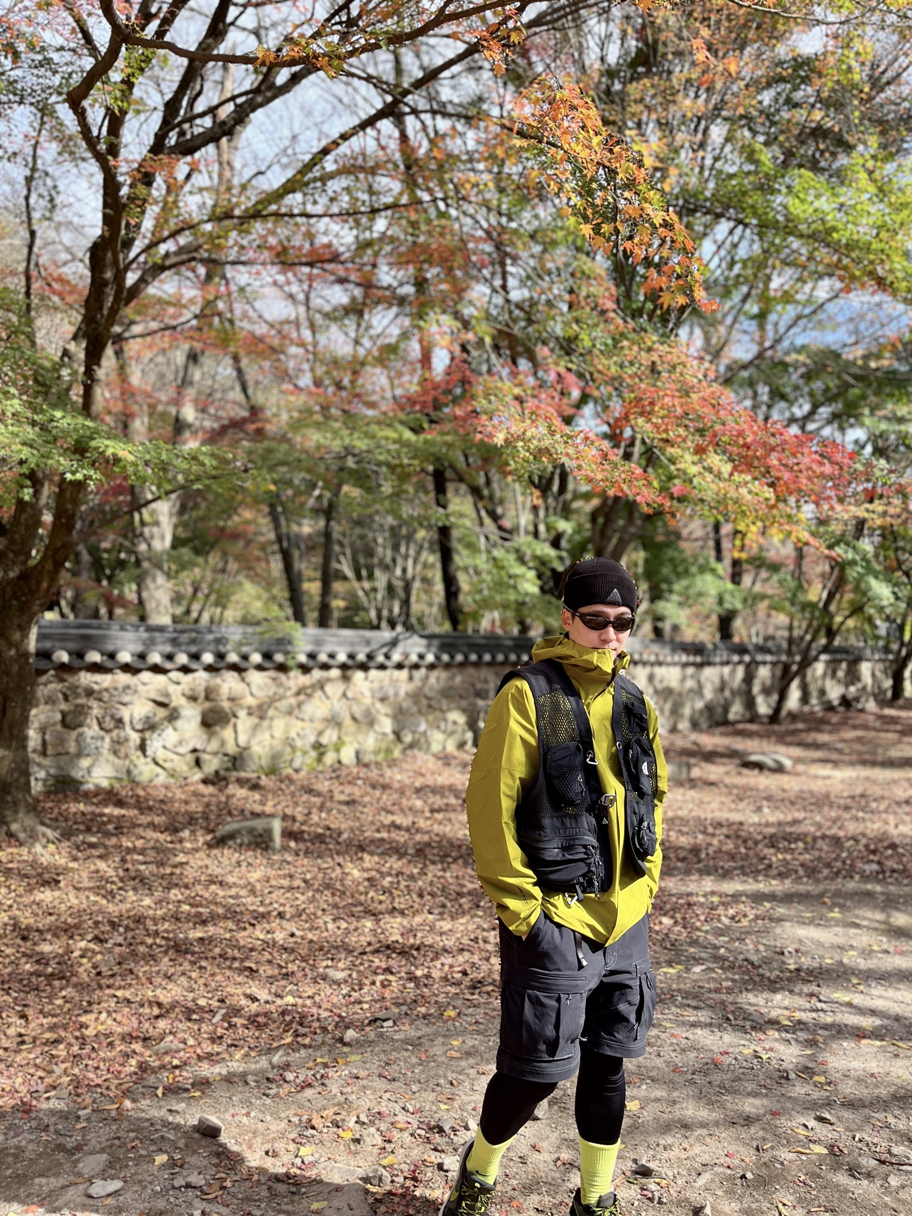 Nike ACG Small Logo Beanie Black, Oakley Eye Jacket Redux Matte Black Frame Prizm Grey Lenses High Bridge Fit 착용 스타일 - 1