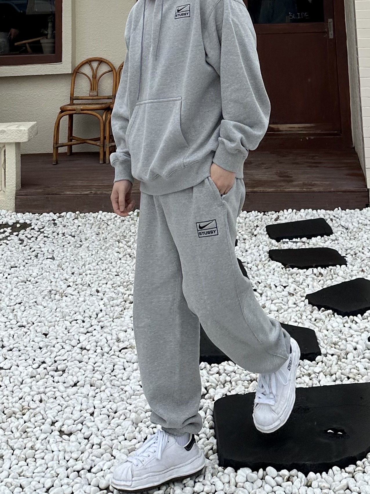 Palace x Arc'teryx 6-Panel Black - 20FW, Nike x Stussy NRG RA Pullover Hoodie Dark Grey Heather (DJ9488-063) 착용 스타일 - 2