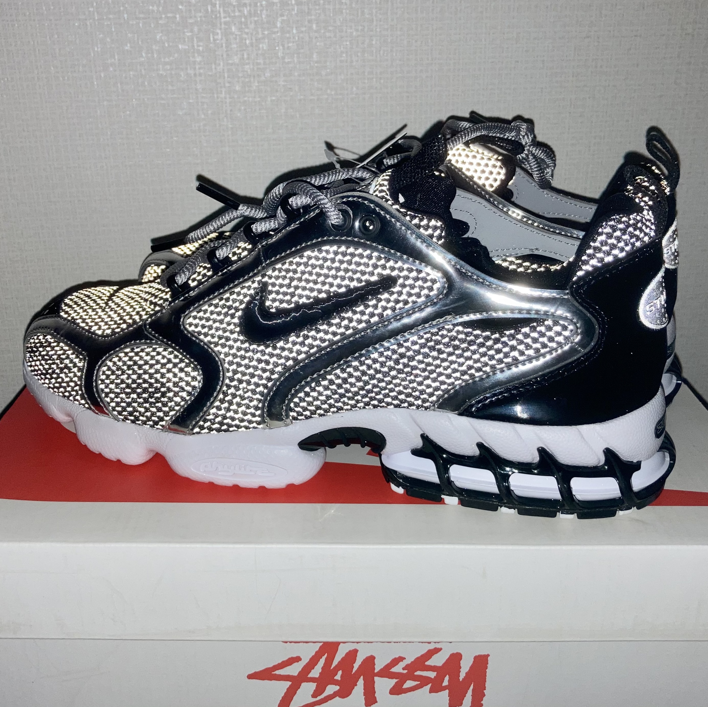 Nike x Stussy Air Zoom Spiridon Cage 2 Pure Platinum 착용 스타일