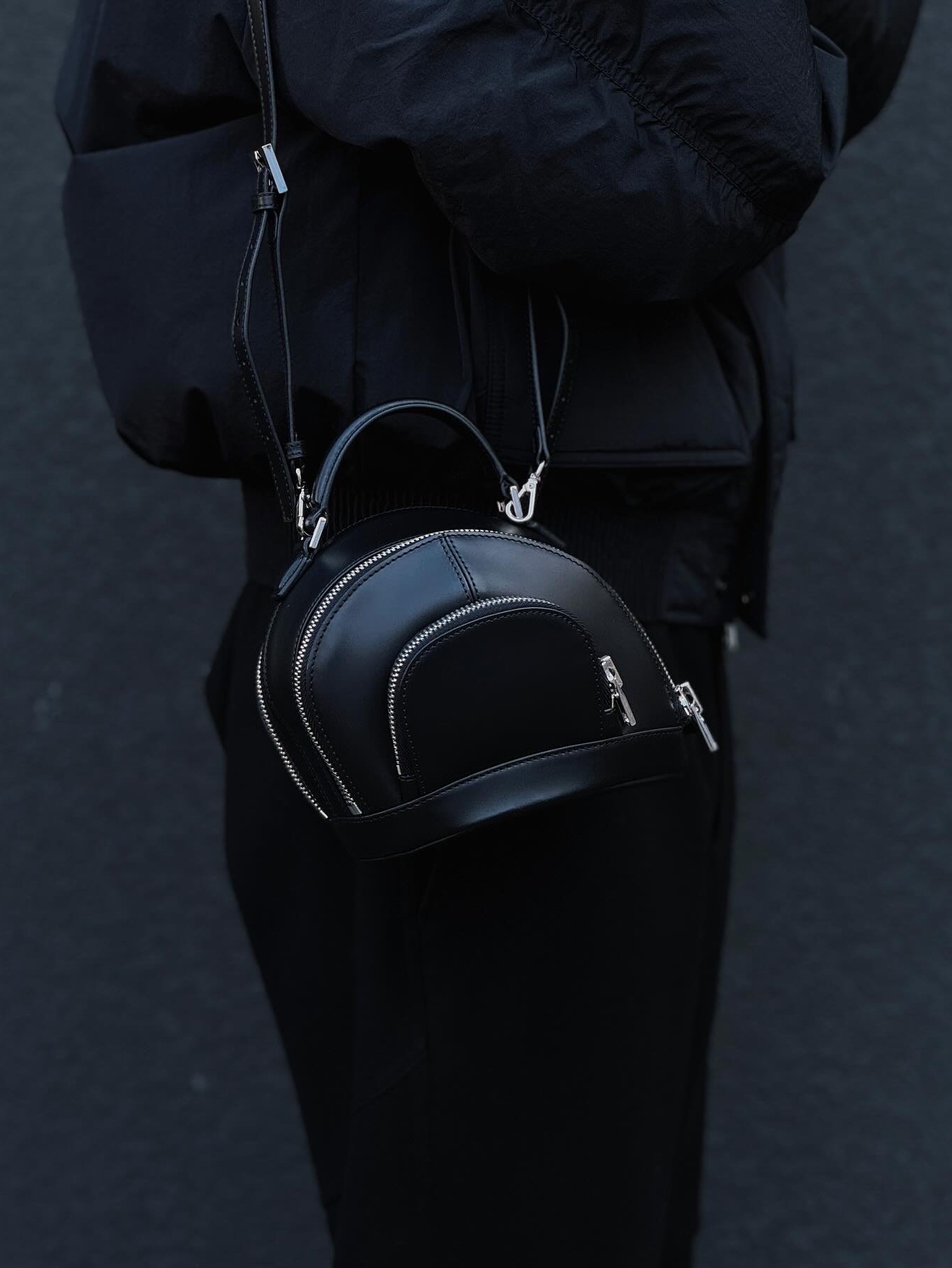 Juun.J Cotton Nylon Overfit Stan Collar Down Blouson Black - 23FW 착용 스타일 - 2