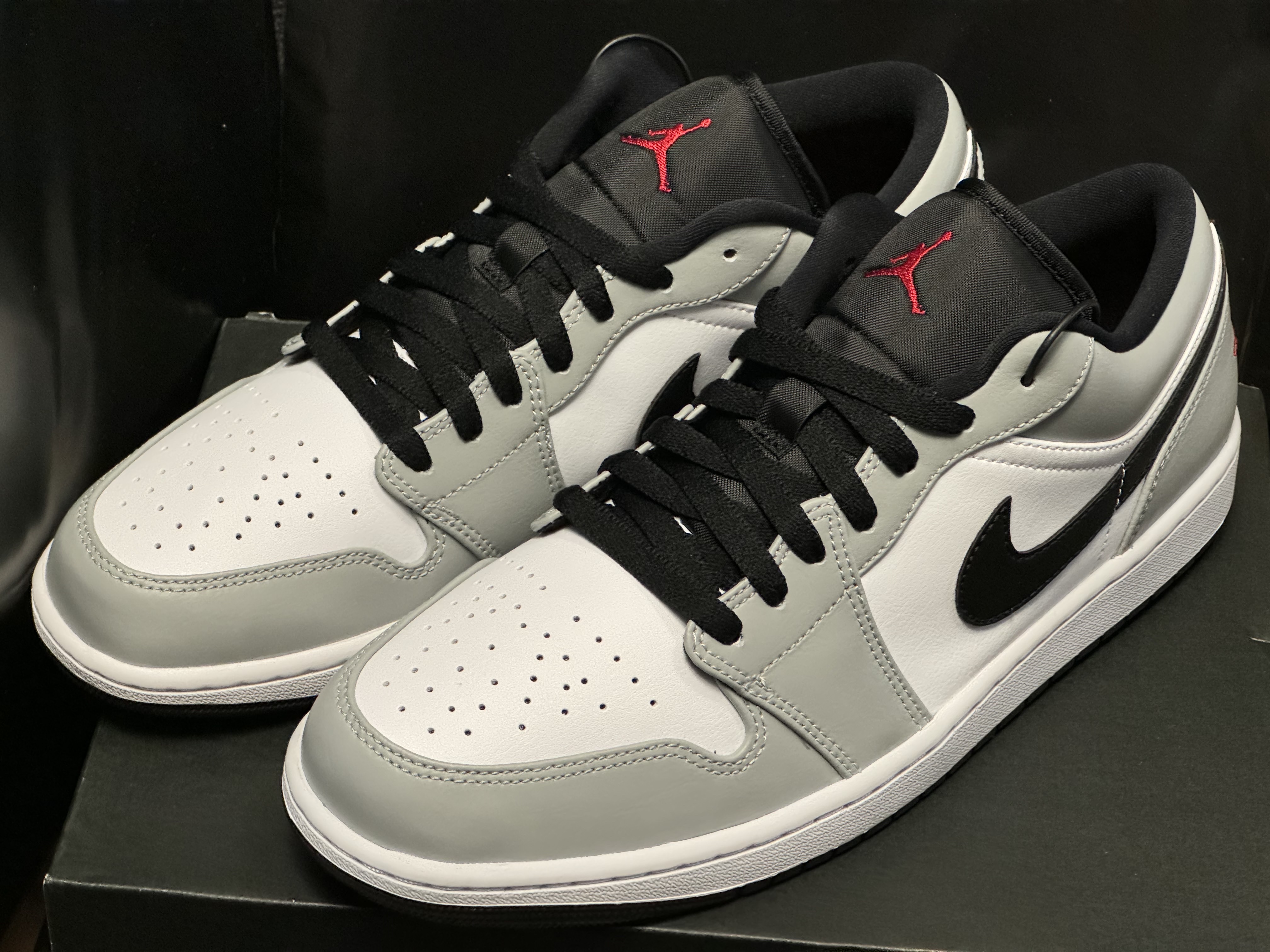 Jordan 1 Low Light Smoke Grey 착용 스타일