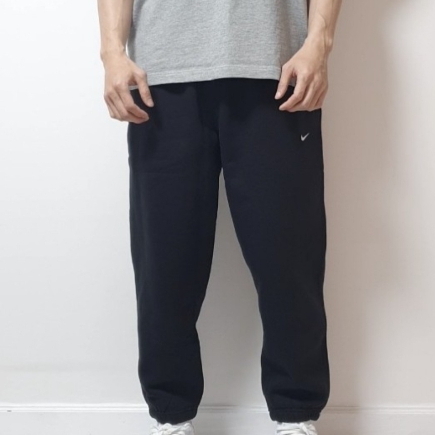 Nike Solo Swoosh Fleece Pants Black - Asia 착용 스타일