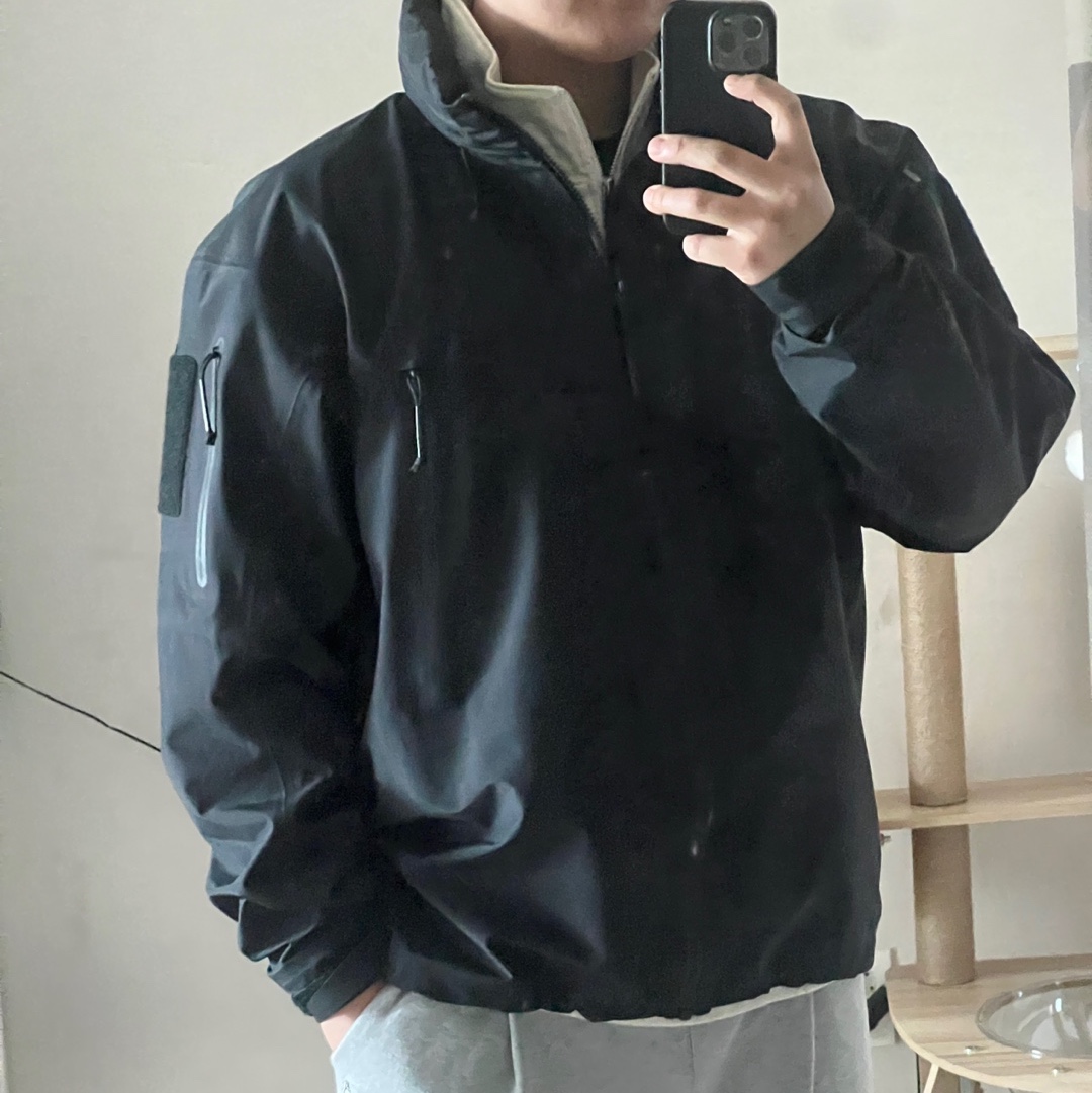 아크테릭스 리프 알파 자켓 젠 2 블랙 착용 스타일