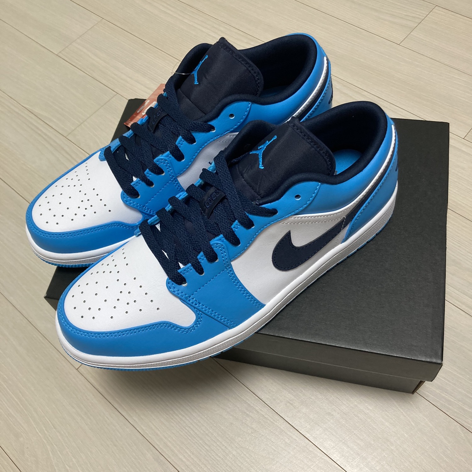 Jordan 1 Low Dark Powder Blue 착용 스타일