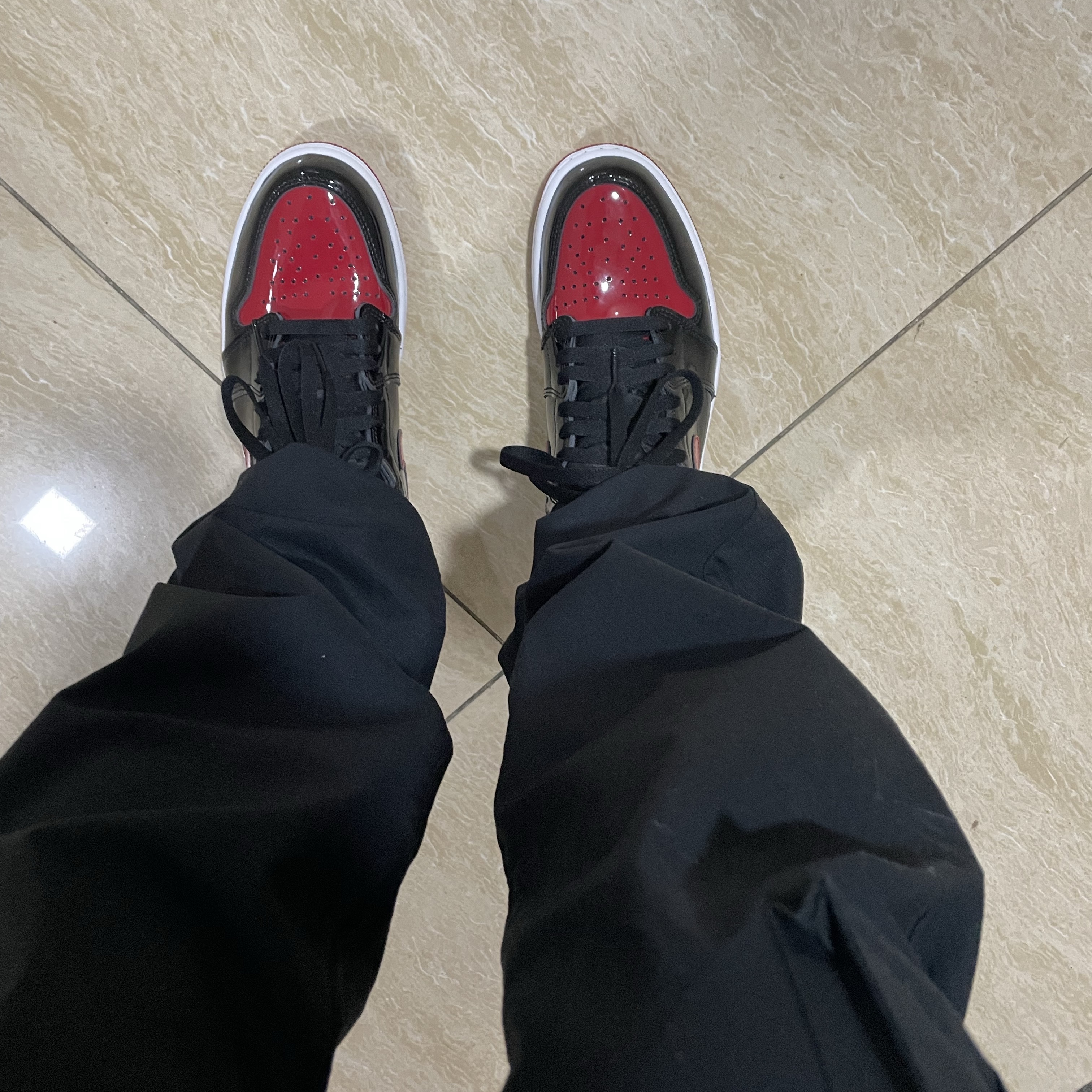 Jordan 1 Retro High OG Patent Bred 착용 스타일