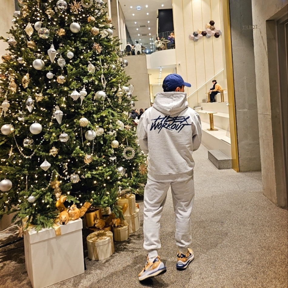 Nike x Sacai VaporWaffle Sesame and Blue Void 착용 스타일 - 2