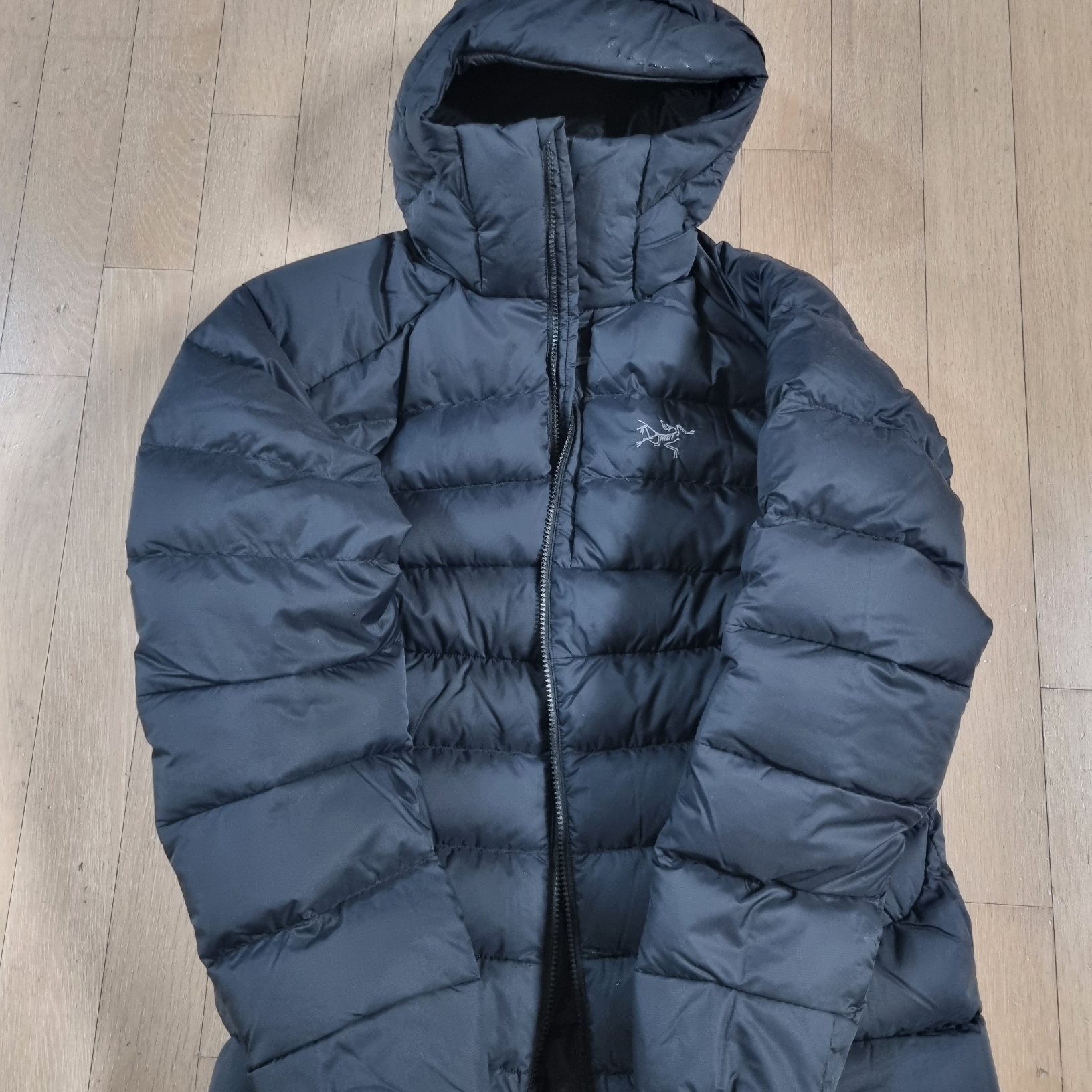 Arc'teryx Thorium Hoody Black 착용 스타일