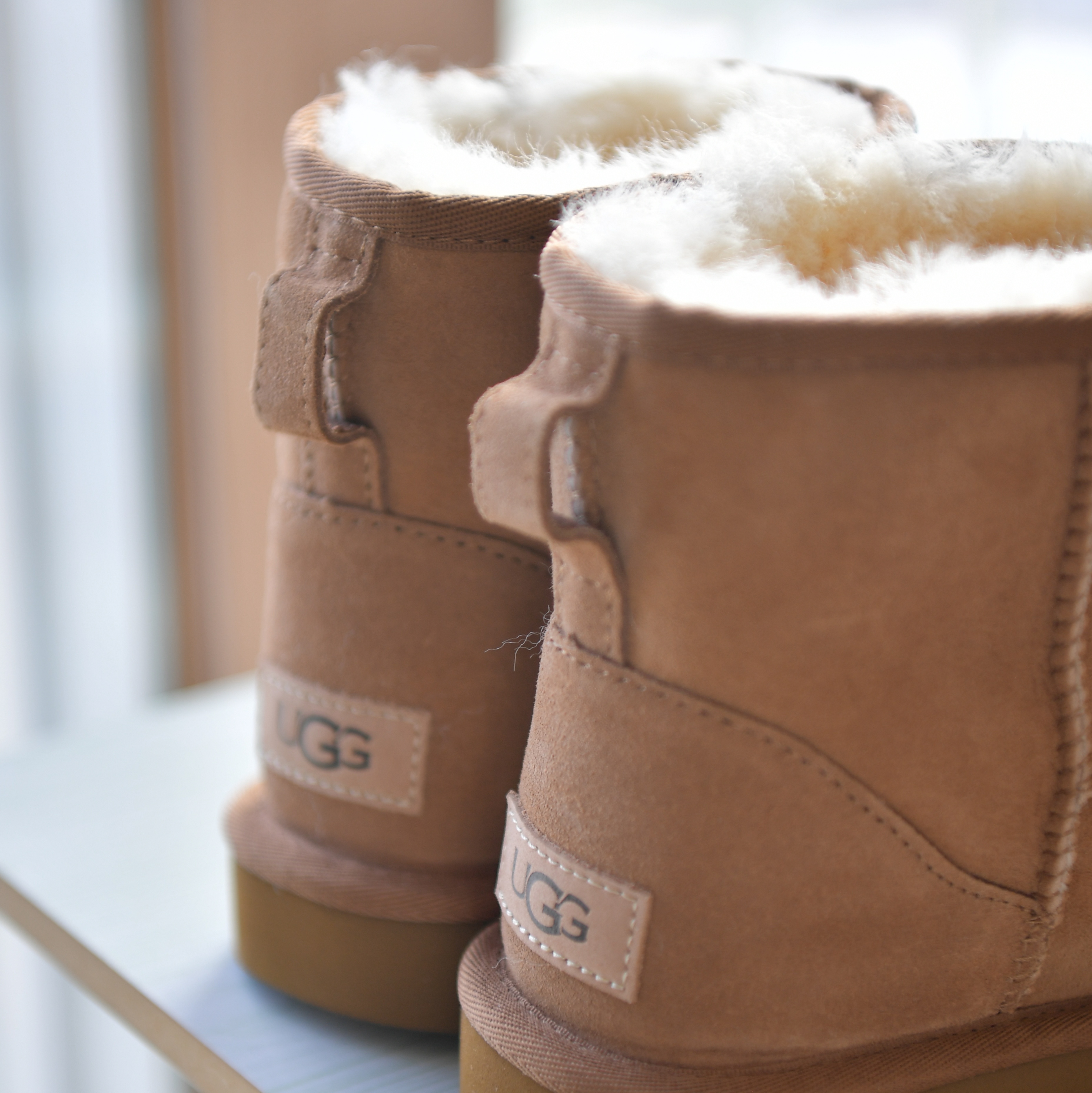 (W) UGG Classic Mini II Boots Chestnut, UGG Classic Mini Boots Chestnut 착용 스타일 - 3