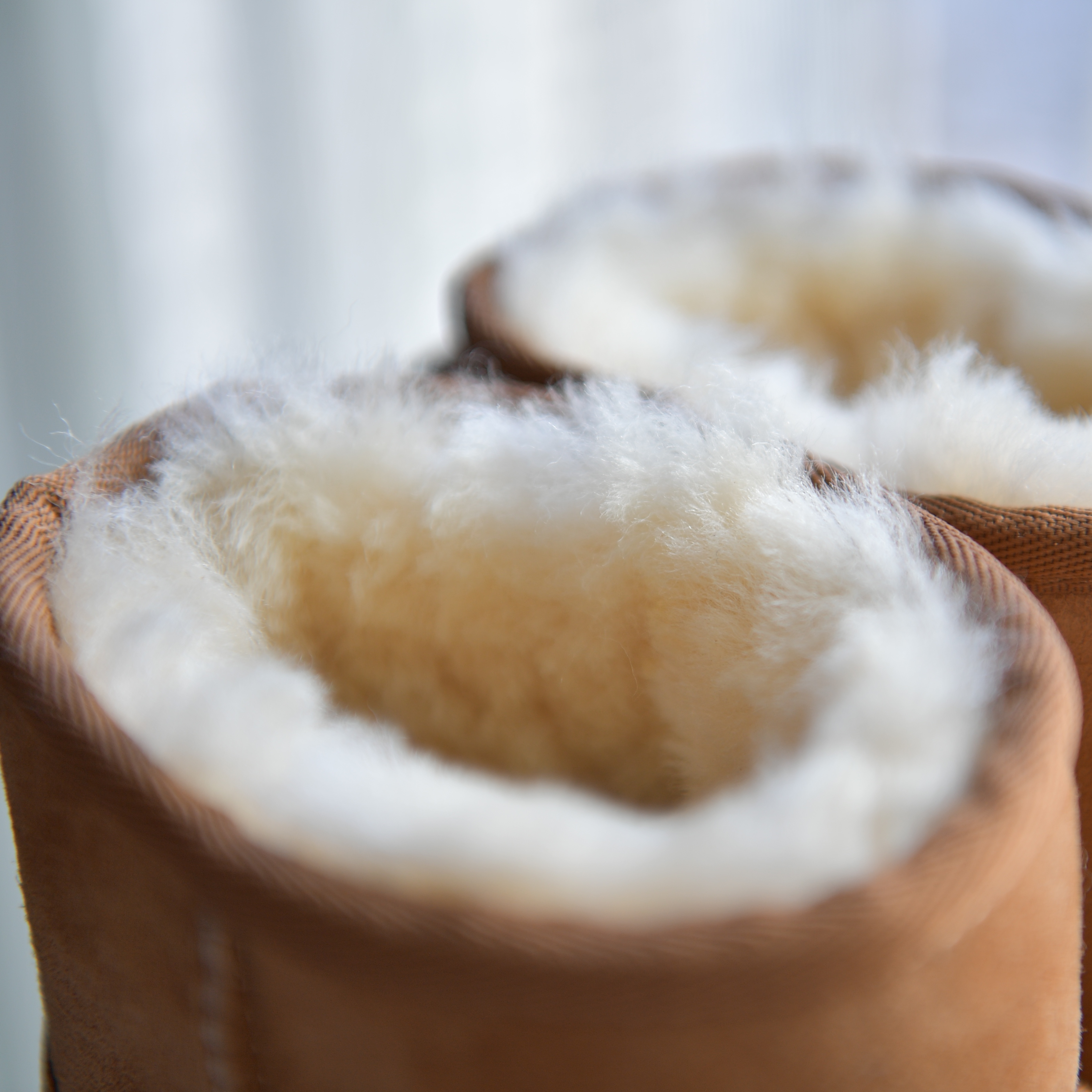 (W) UGG Classic Mini II Boots Chestnut, UGG Classic Mini Boots Chestnut 착용 스타일 - 2