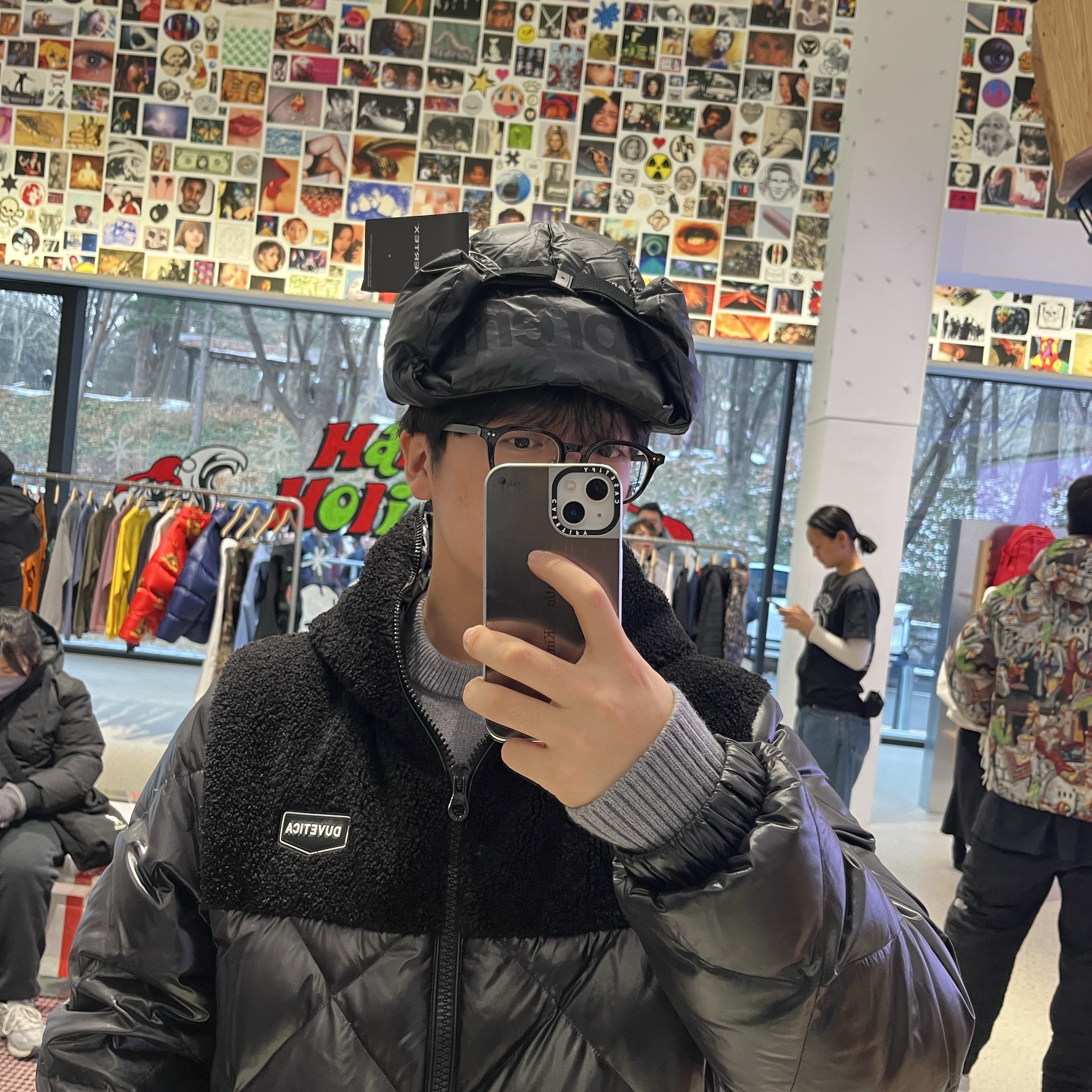 Supreme Featherweight Down Trooper Black - 23FW, Supreme Reflective Balaclava Black - 23FW 착용 스타일 - 1