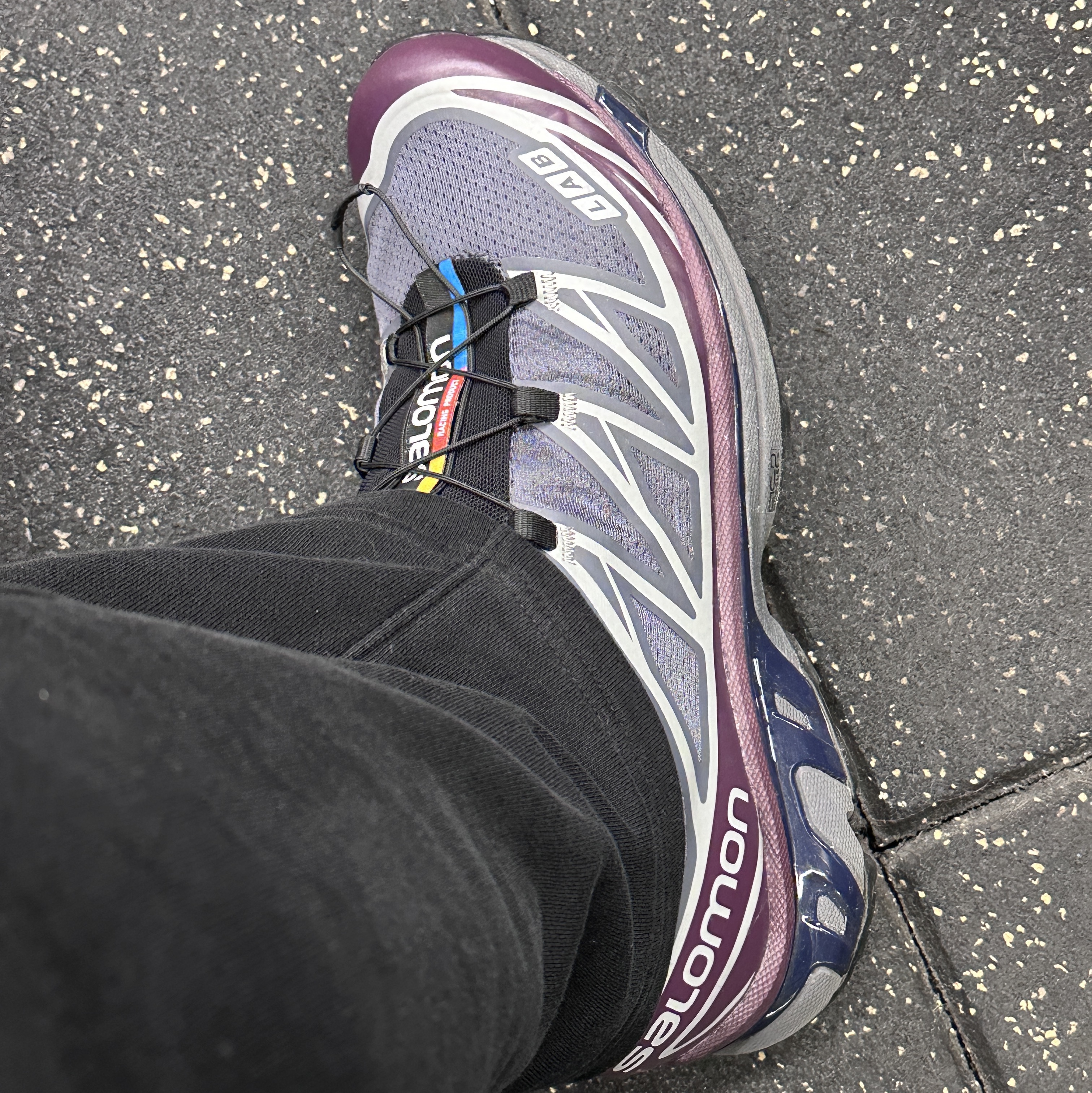 Salomon XT-6 ADV Ebony Maverick 착용 스타일