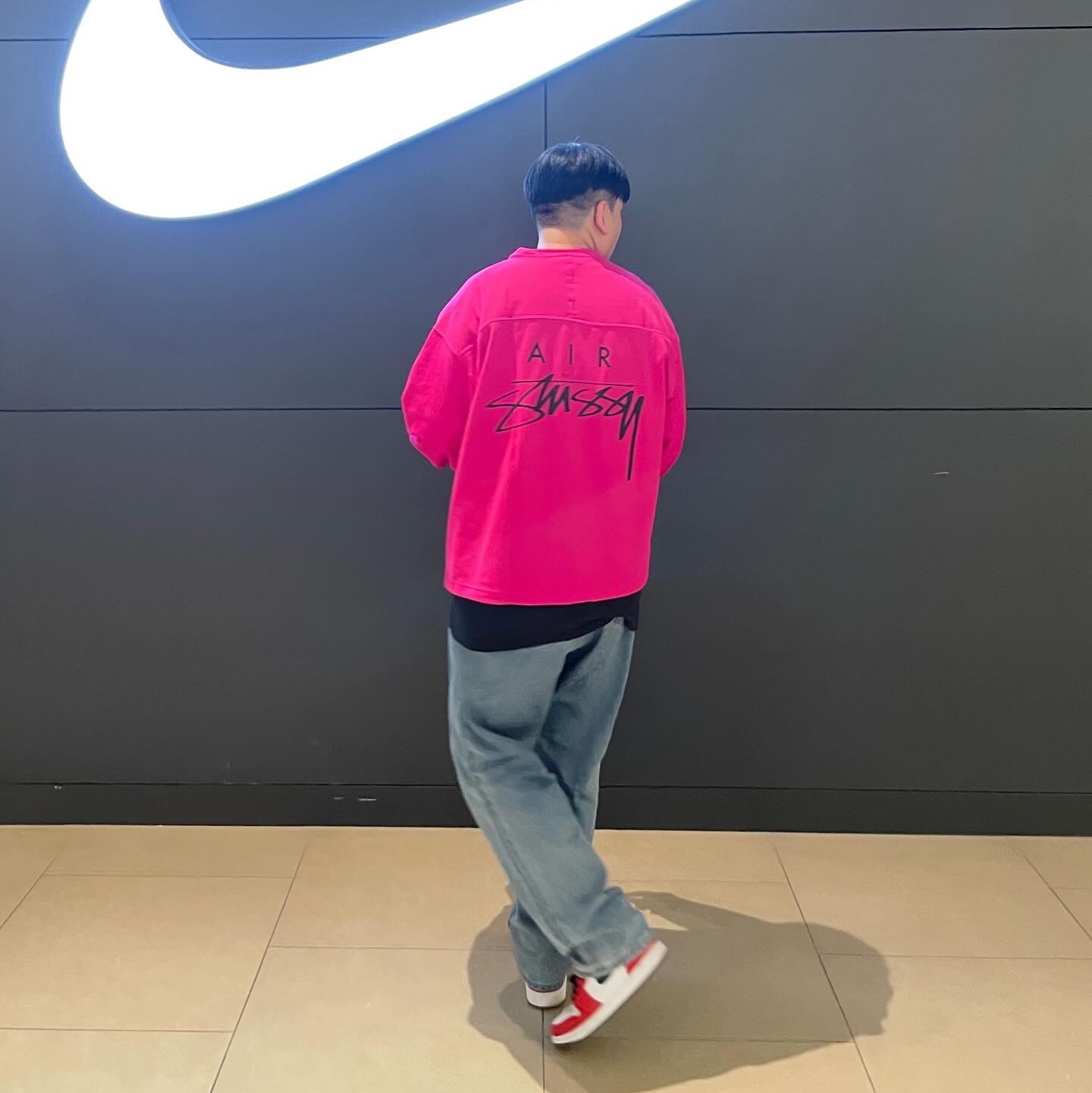 Nike x Stussy Long Sleeve Top Fireberry (FJ9164-615) 착용 스타일 - 1