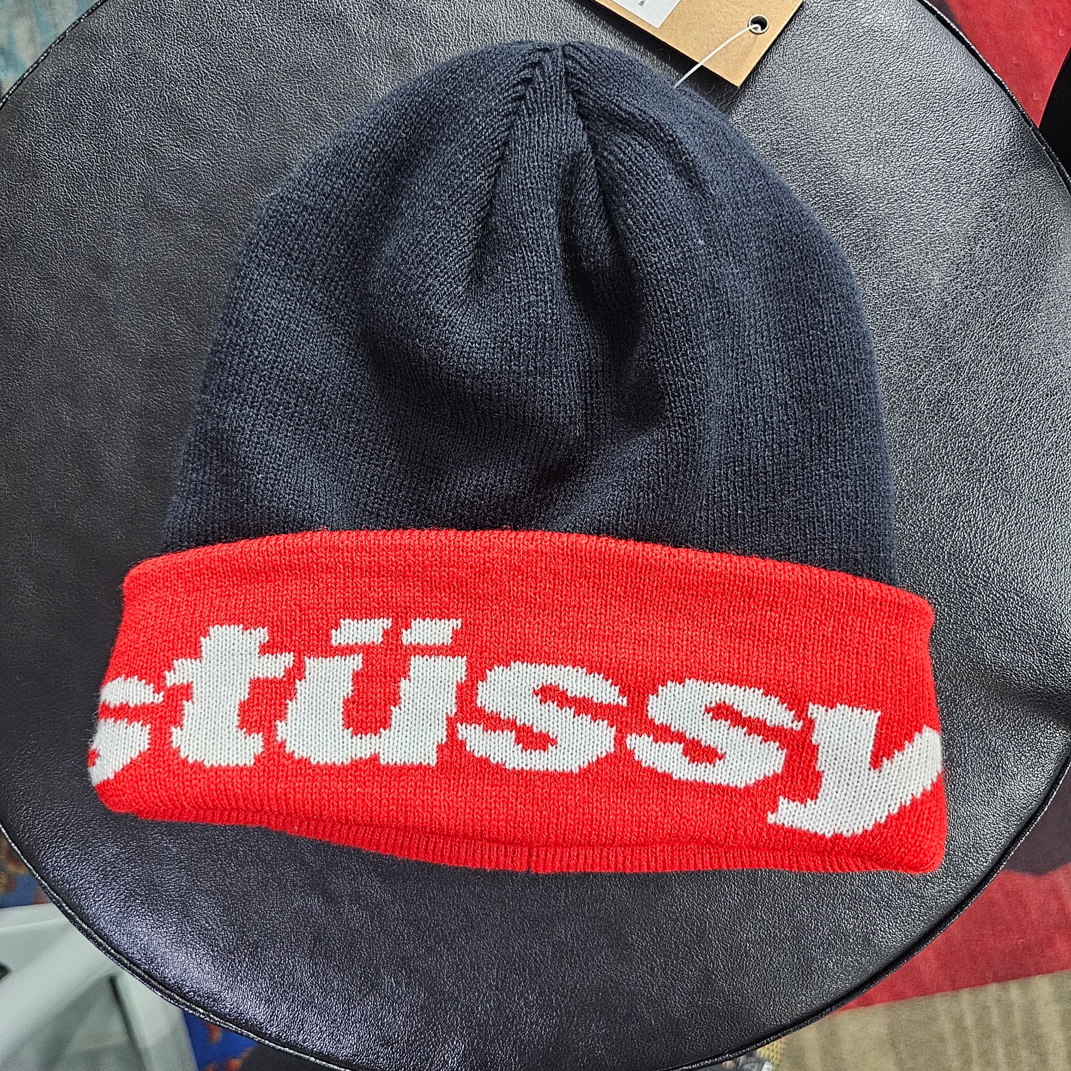 Stussy Helvetica Jacquard Beanie Black, IAB Studio Hoodie Dual Gray 착용 스타일 - 1