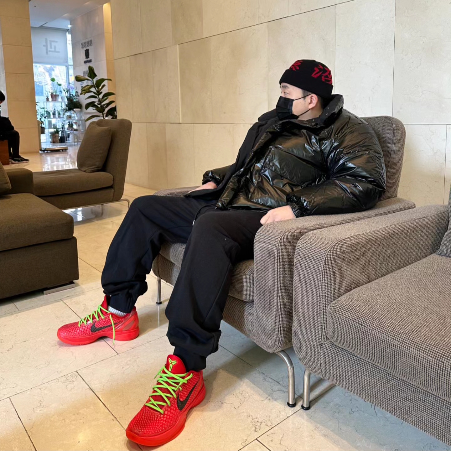 Nike Kobe 6 Protro Reverse, Darkr8m Studio x Libilly Beanie Black 착용 스타일