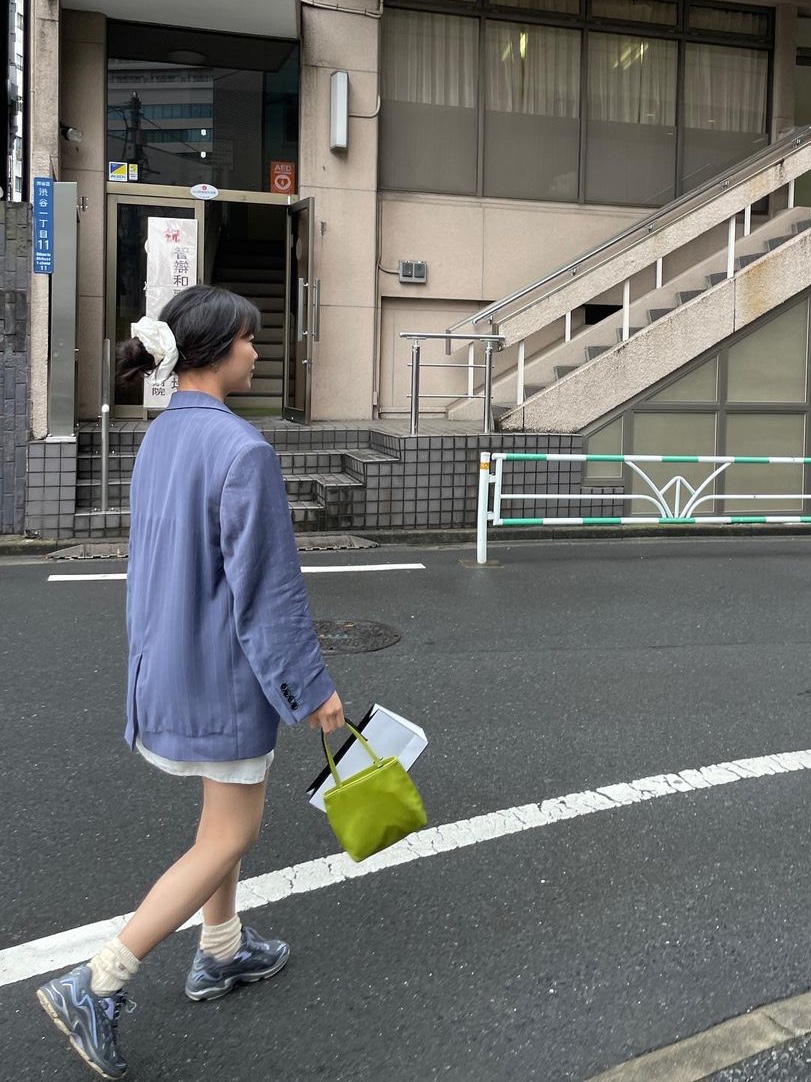 Hai Little Silk Bag Lilac, Hai Little Silk Bag Light Green 착용 스타일