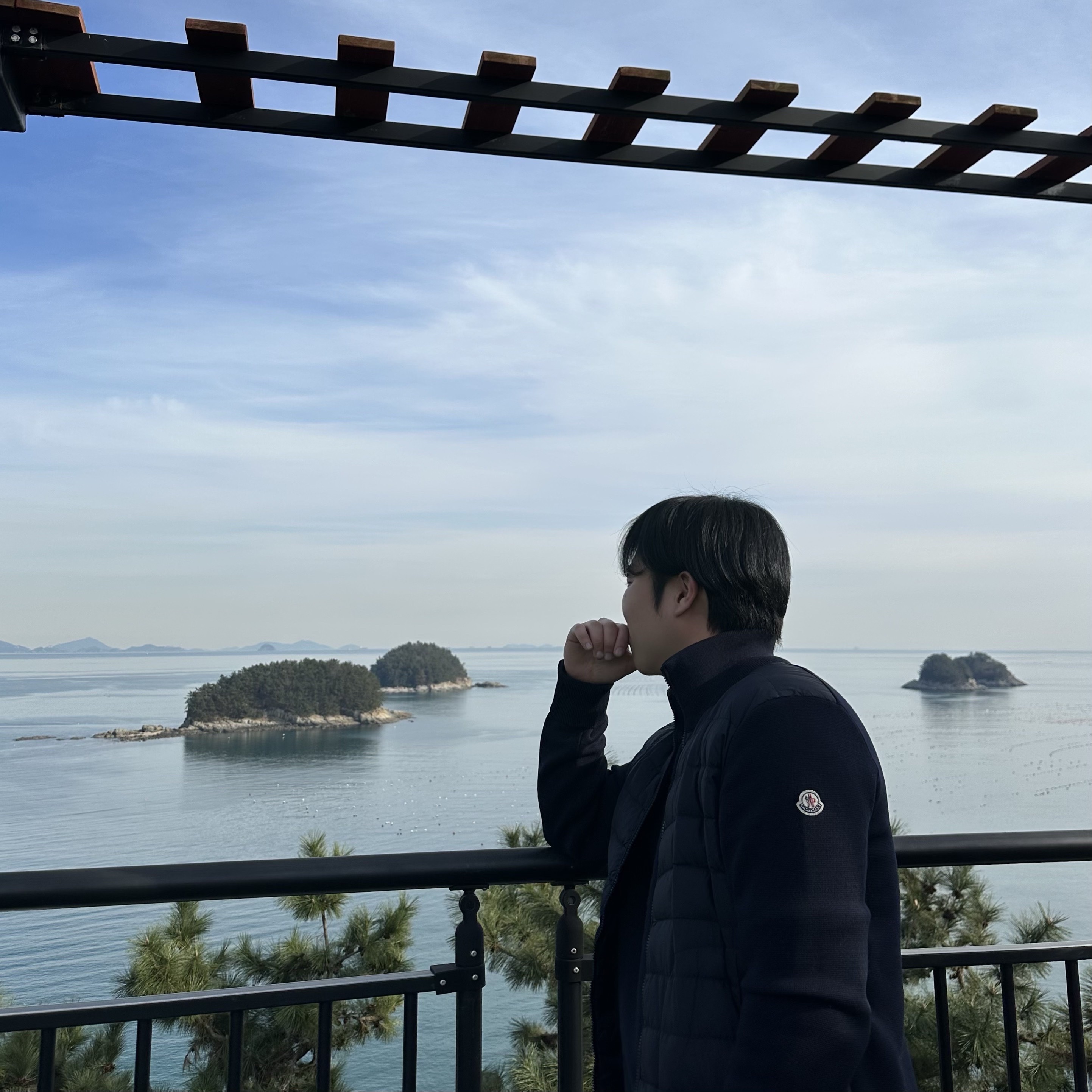 Moncler Padded Wool Cardigan Black - 23FW 착용 스타일